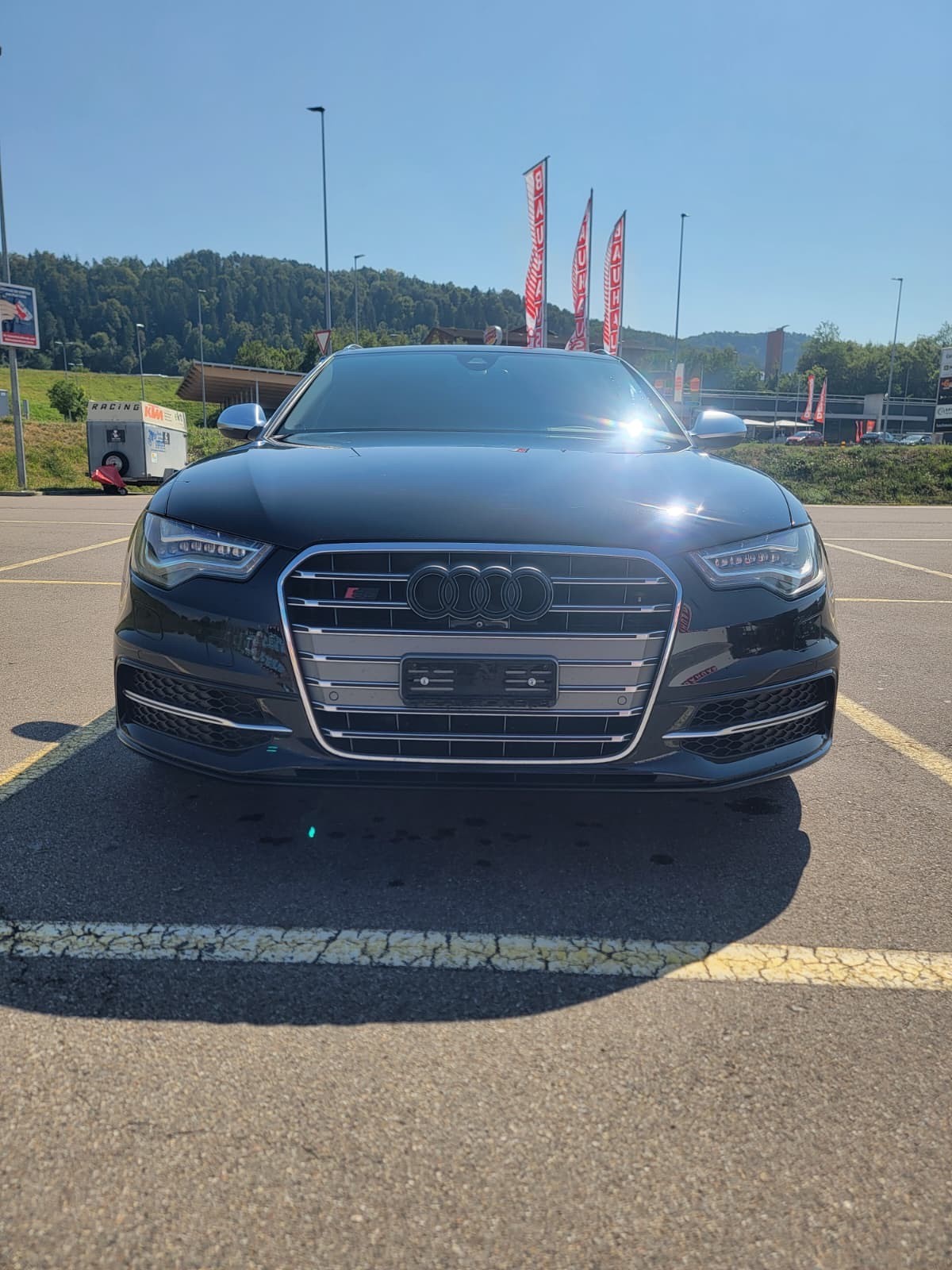 AUDI 4.0 V8 TFSI quattro S-Tronic-image-0