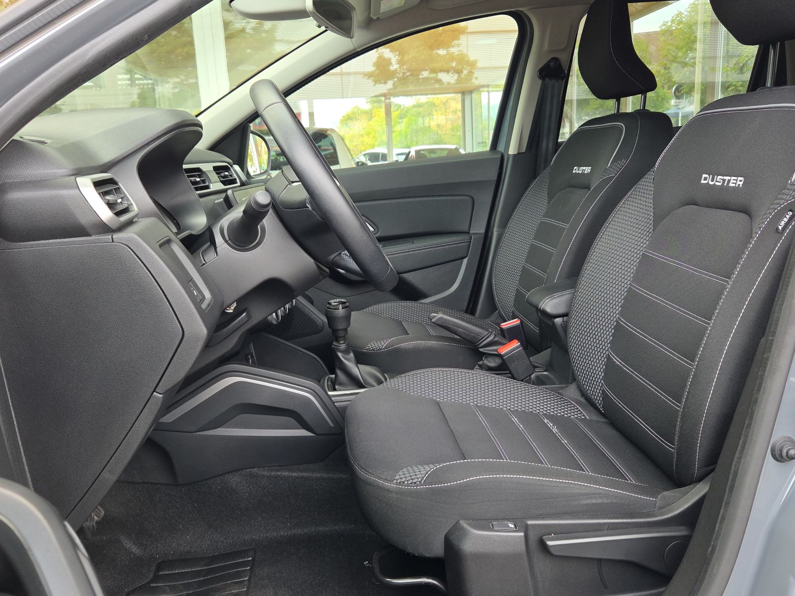 DACIA Duster TCe 150 Journey 4x4-image-5