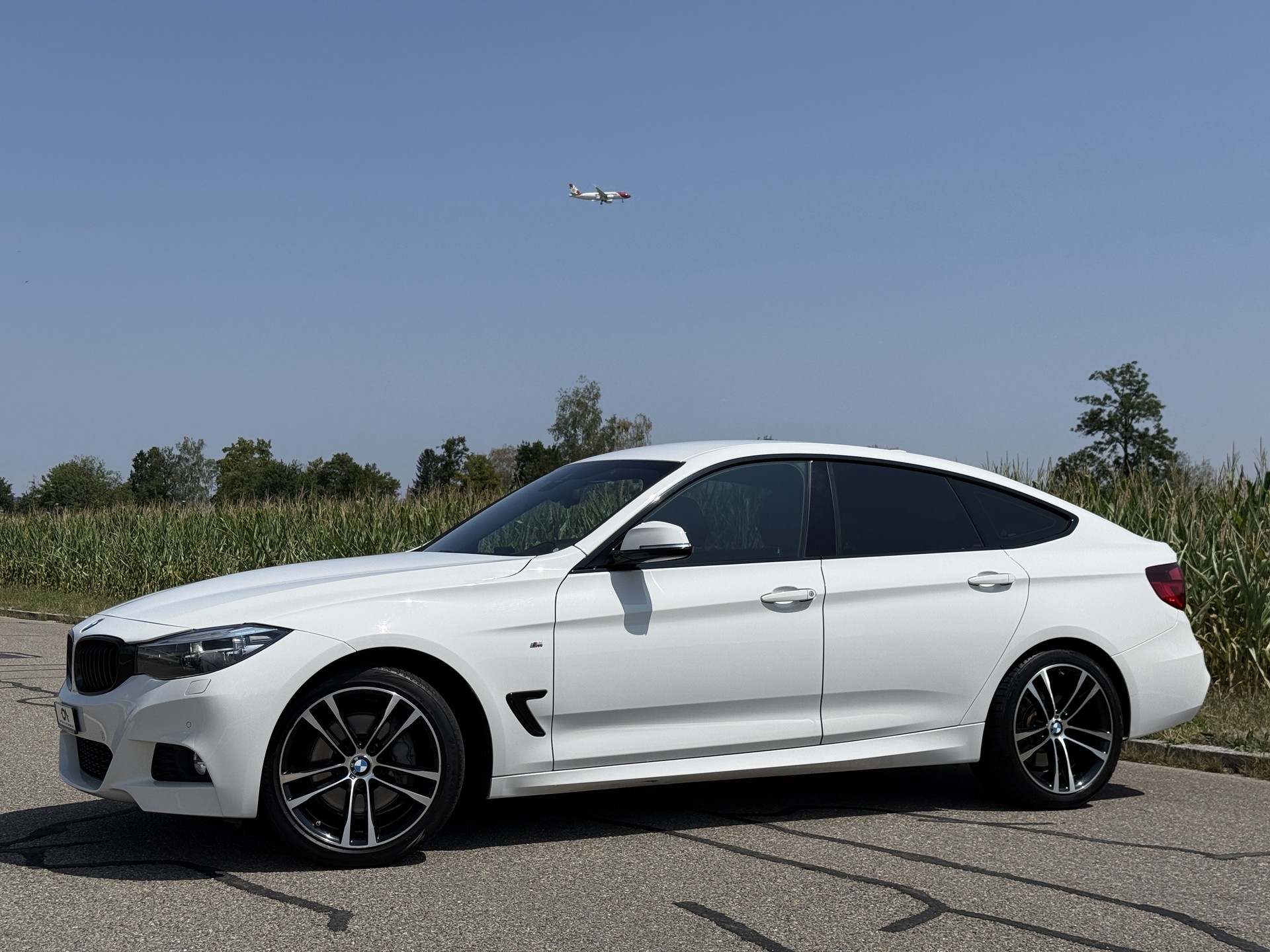 BMW 340i GT xDrive M SPORT Steptronic - *2. HAND* - *TOP-AUSSTATTUNG* - *8-FACH BEREIFT* - *GARANTIE*-image-2