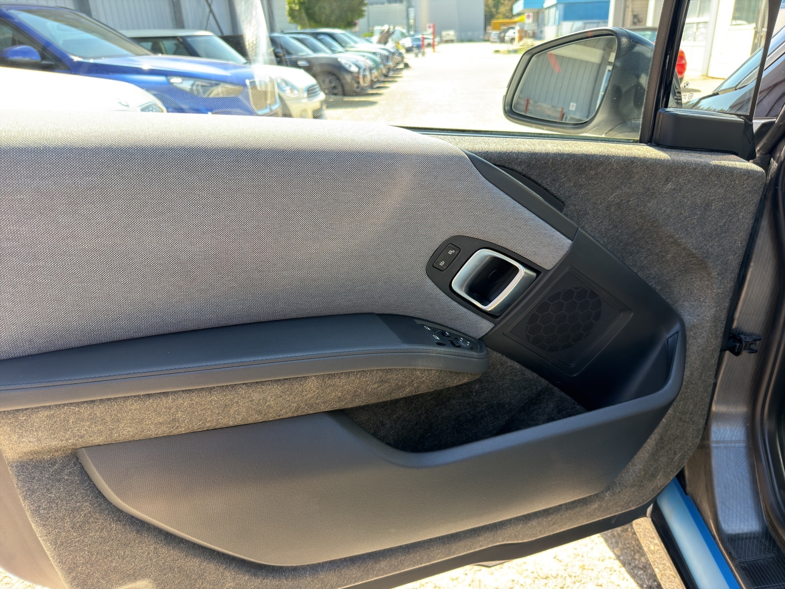 BMW i3 (120Ah)-image-21
