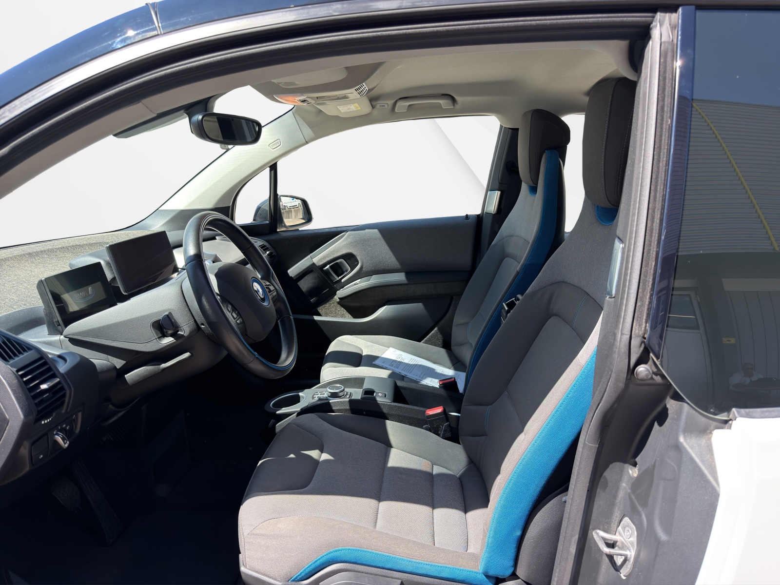 BMW i3 (120Ah)-image-12