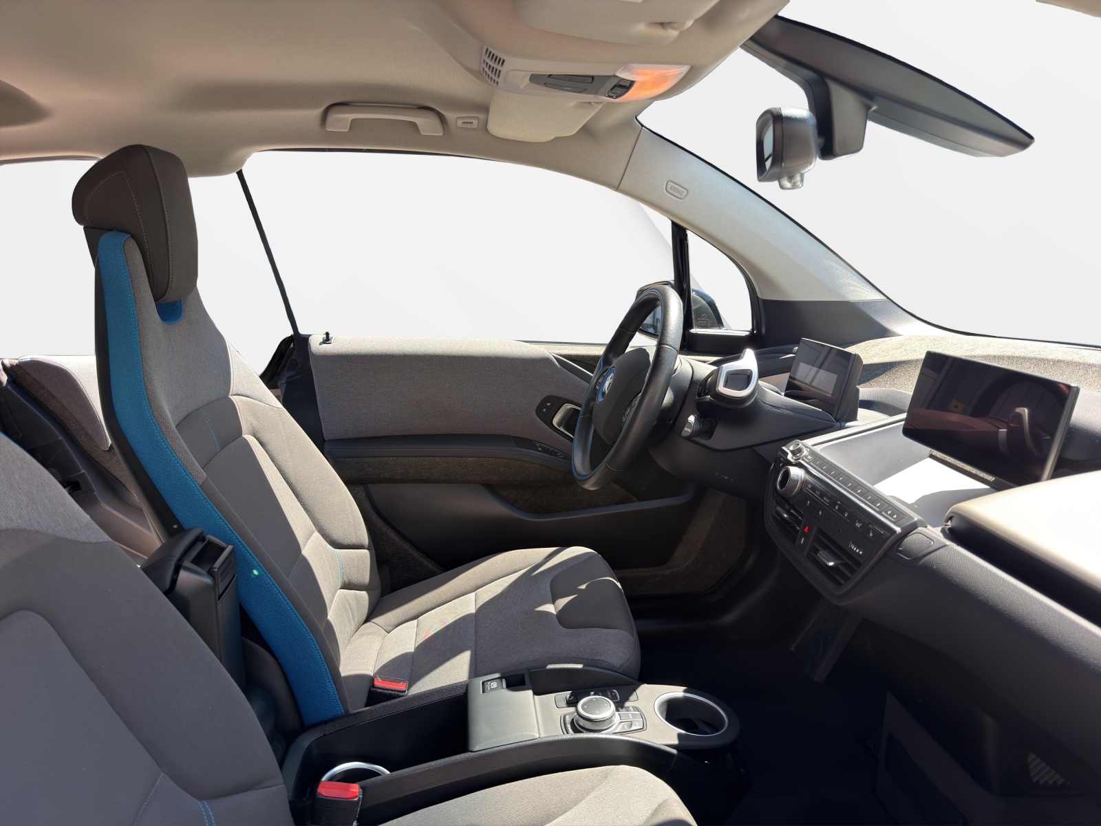 BMW i3 (120Ah)-image-18