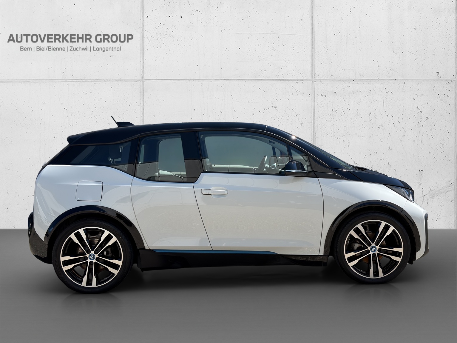 BMW i3 (120Ah)-image-6