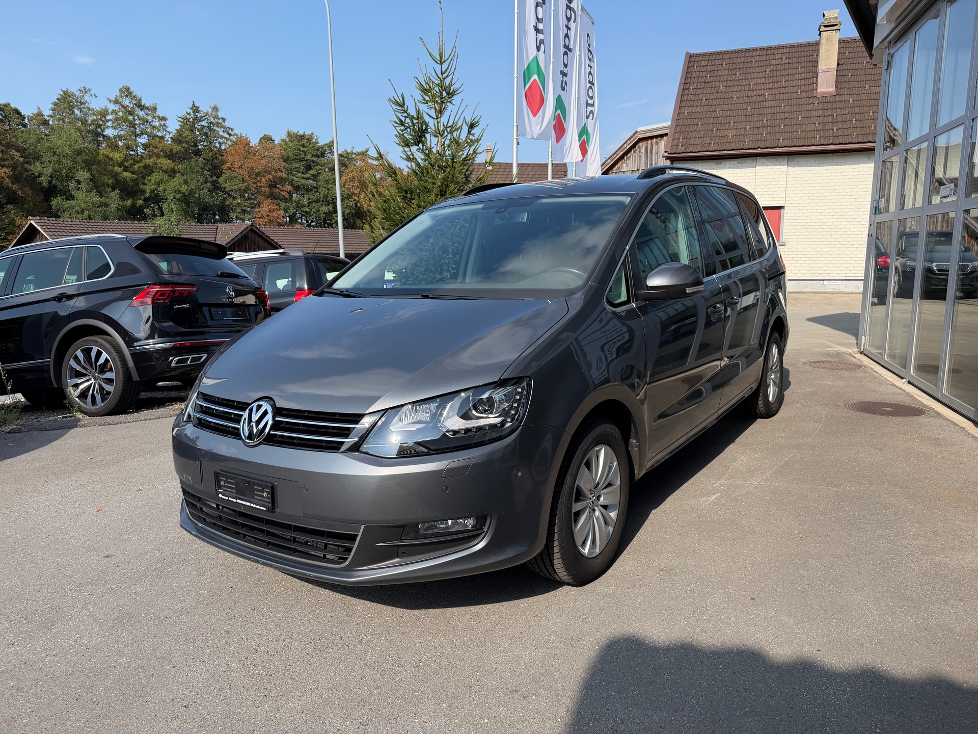 VW Sharan 2.0 TDI BMT Comfortline 4Motion-image-0