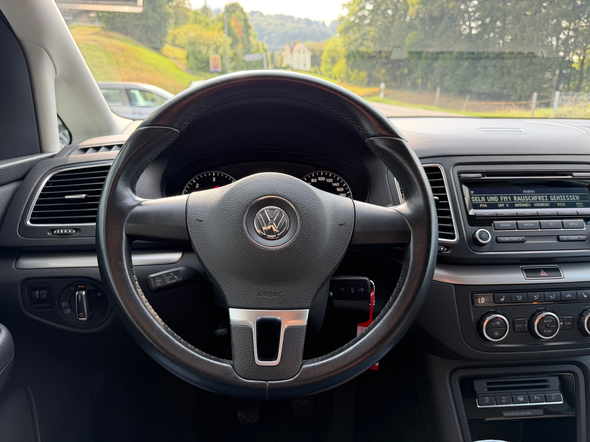 VW Sharan 2.0 TDI BMT Comfortline 4Motion-image-13
