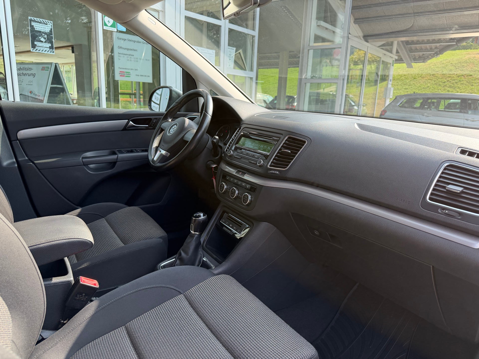VW Sharan 2.0 TDI BMT Comfortline 4Motion-image-22