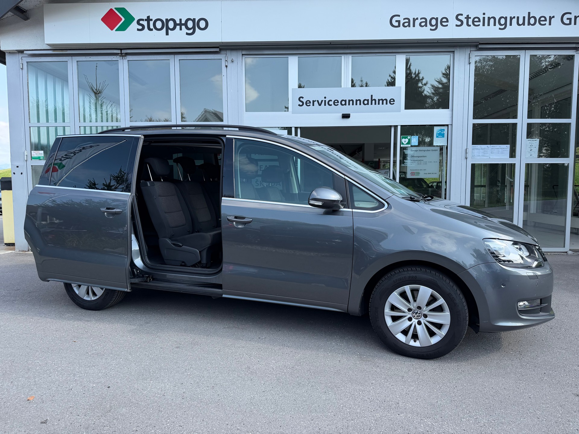 VW Sharan 2.0 TDI BMT Comfortline 4Motion-image-4
