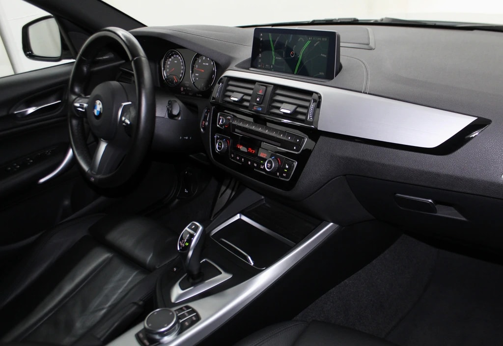 BMW M140i xDrive Swiss Performance Edition Steptronic/ CH-Fahrzeug-image-11