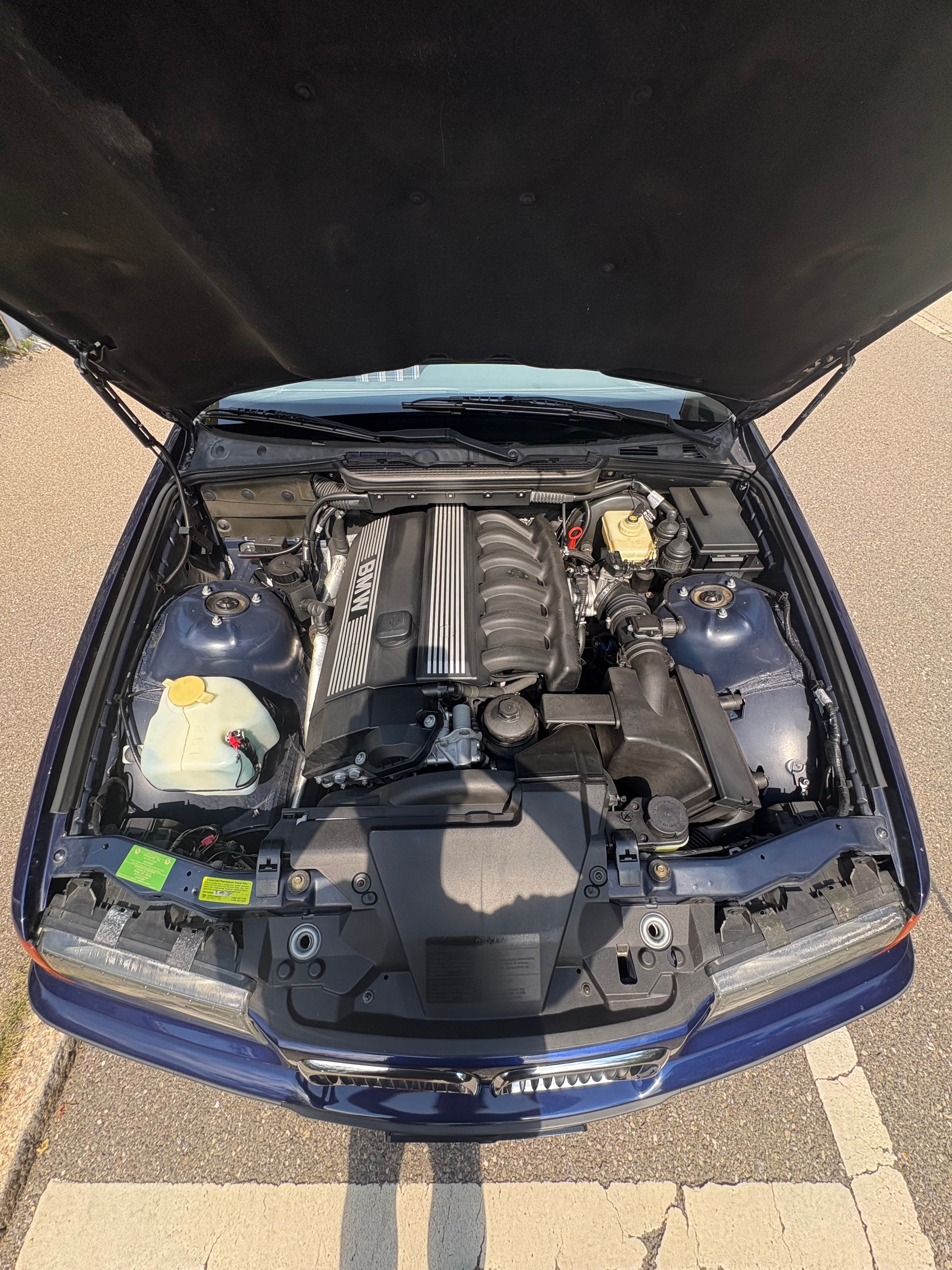 BMW 320i ABS dAiB-image-4