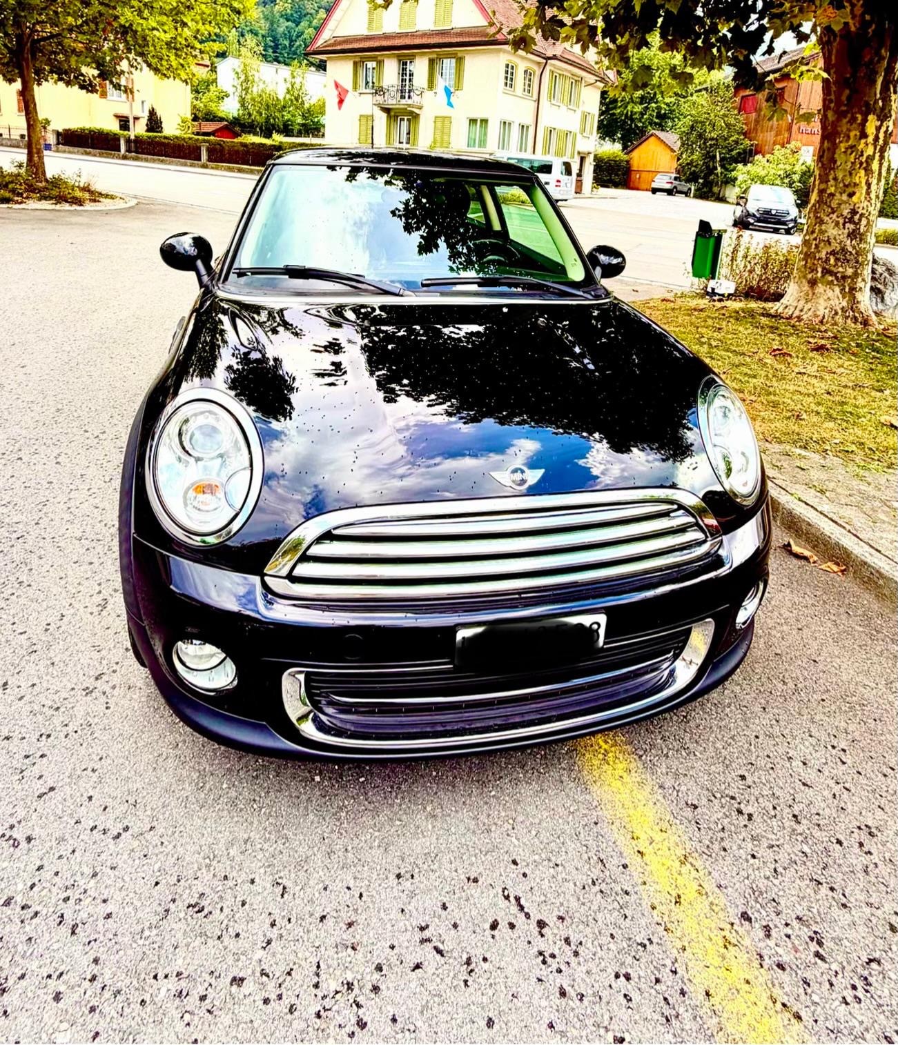 MINI 1.6i One-image-0