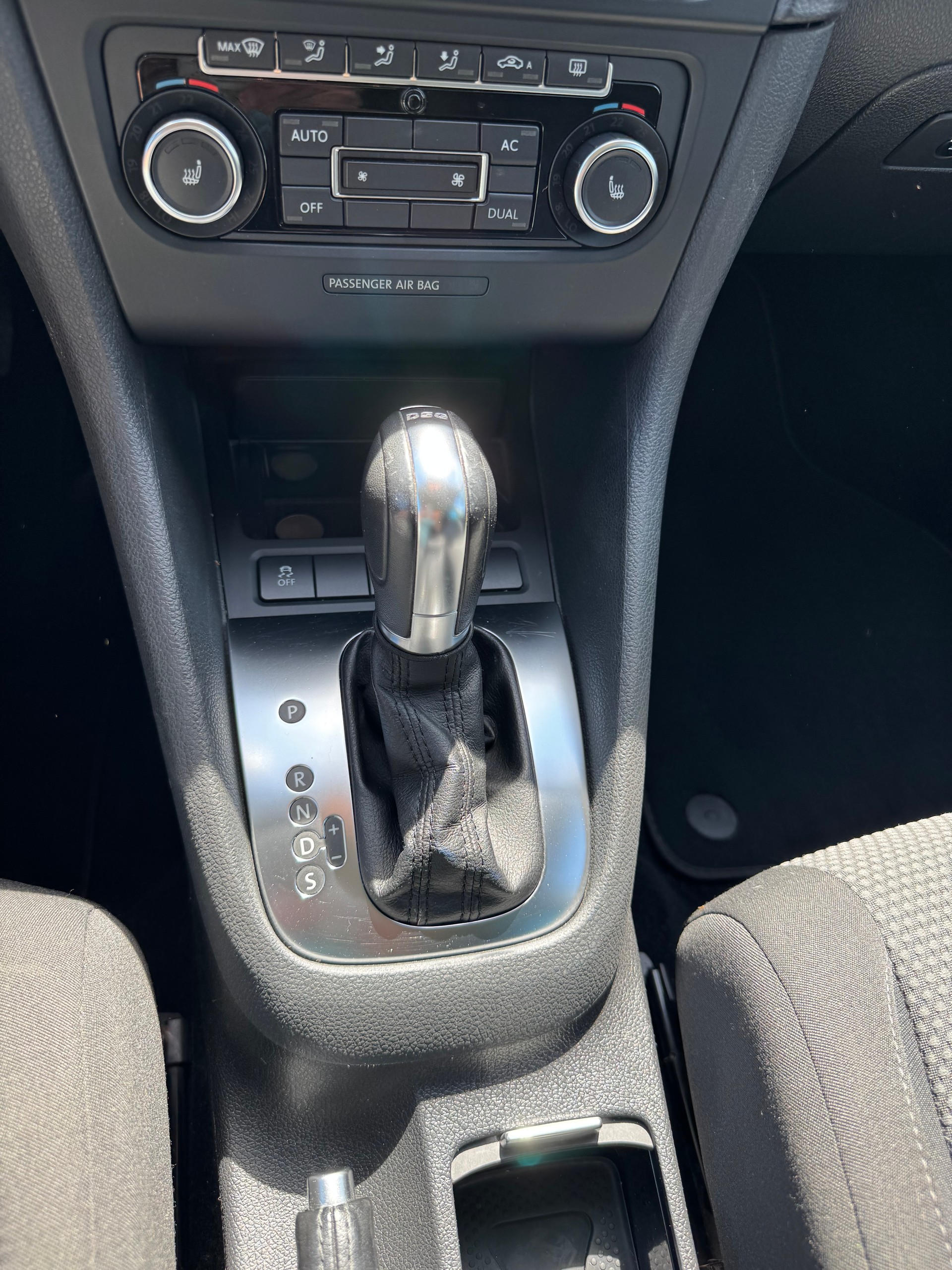 VW Golf Variant 1.4 TSI Comfortline DSG-image-7