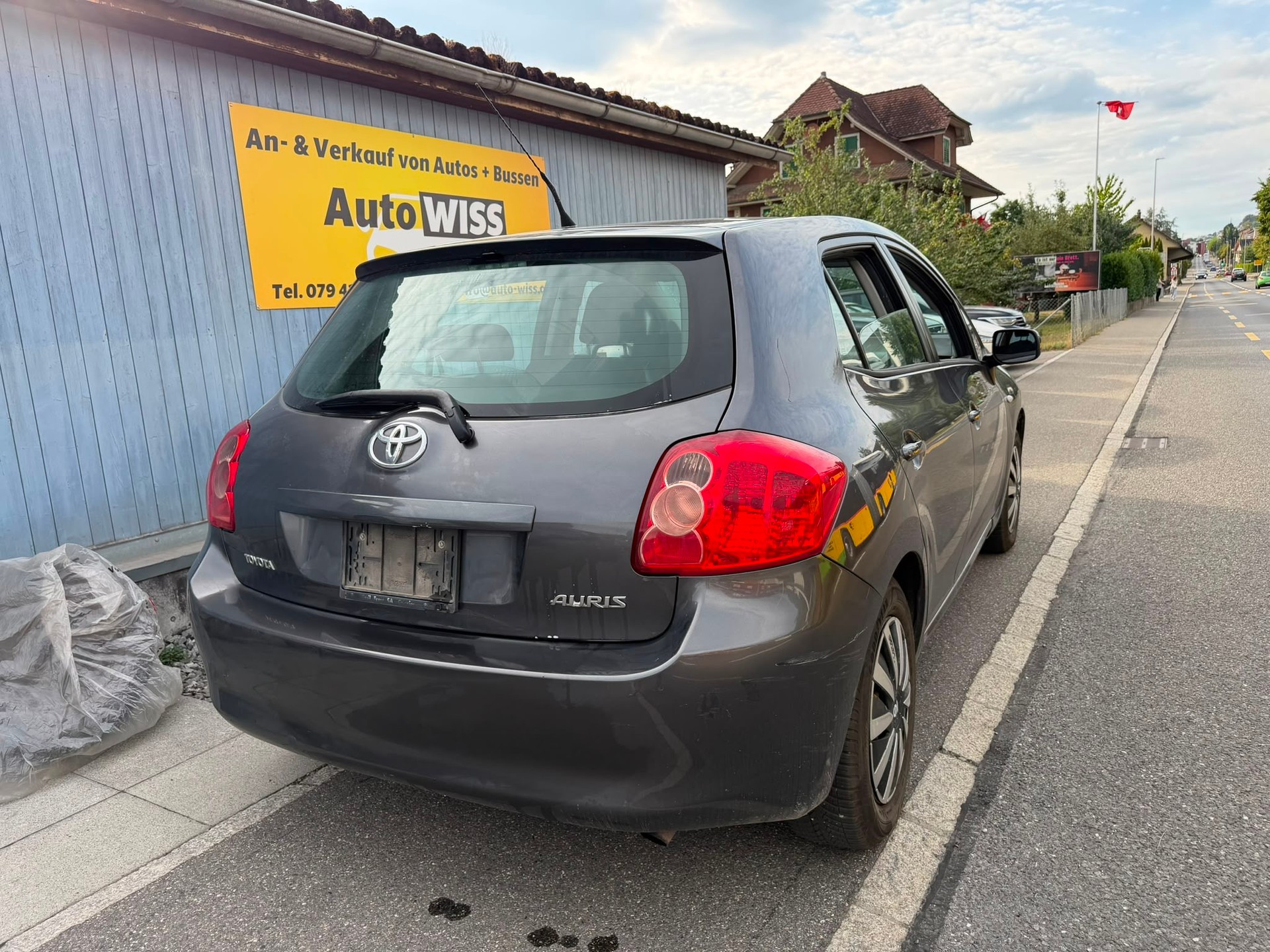 TOYOTA Auris 1.6 Linea Luna-image-5