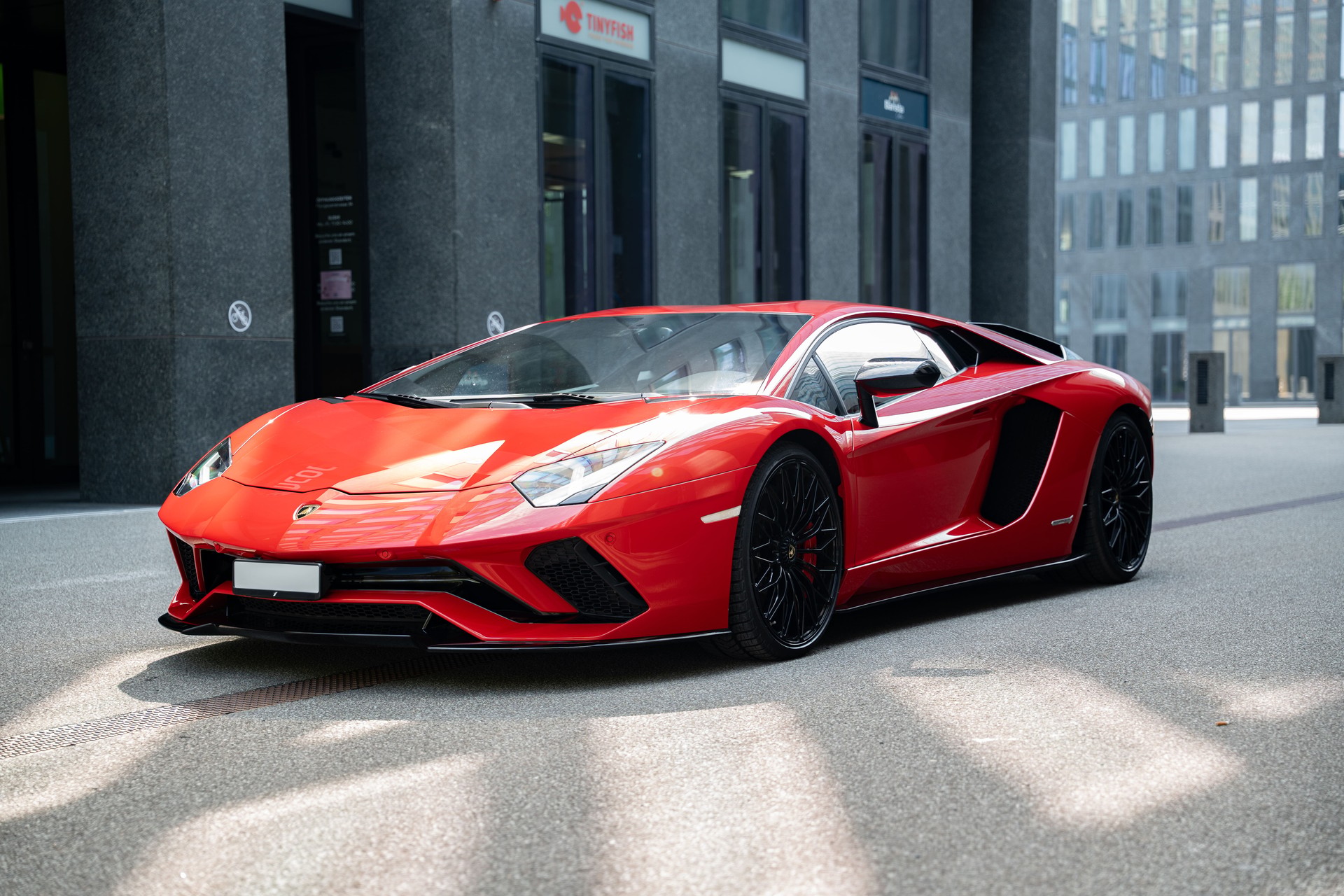 LAMBORGHINI Aventador S LP740-4 Coupé E-Gear-image-0