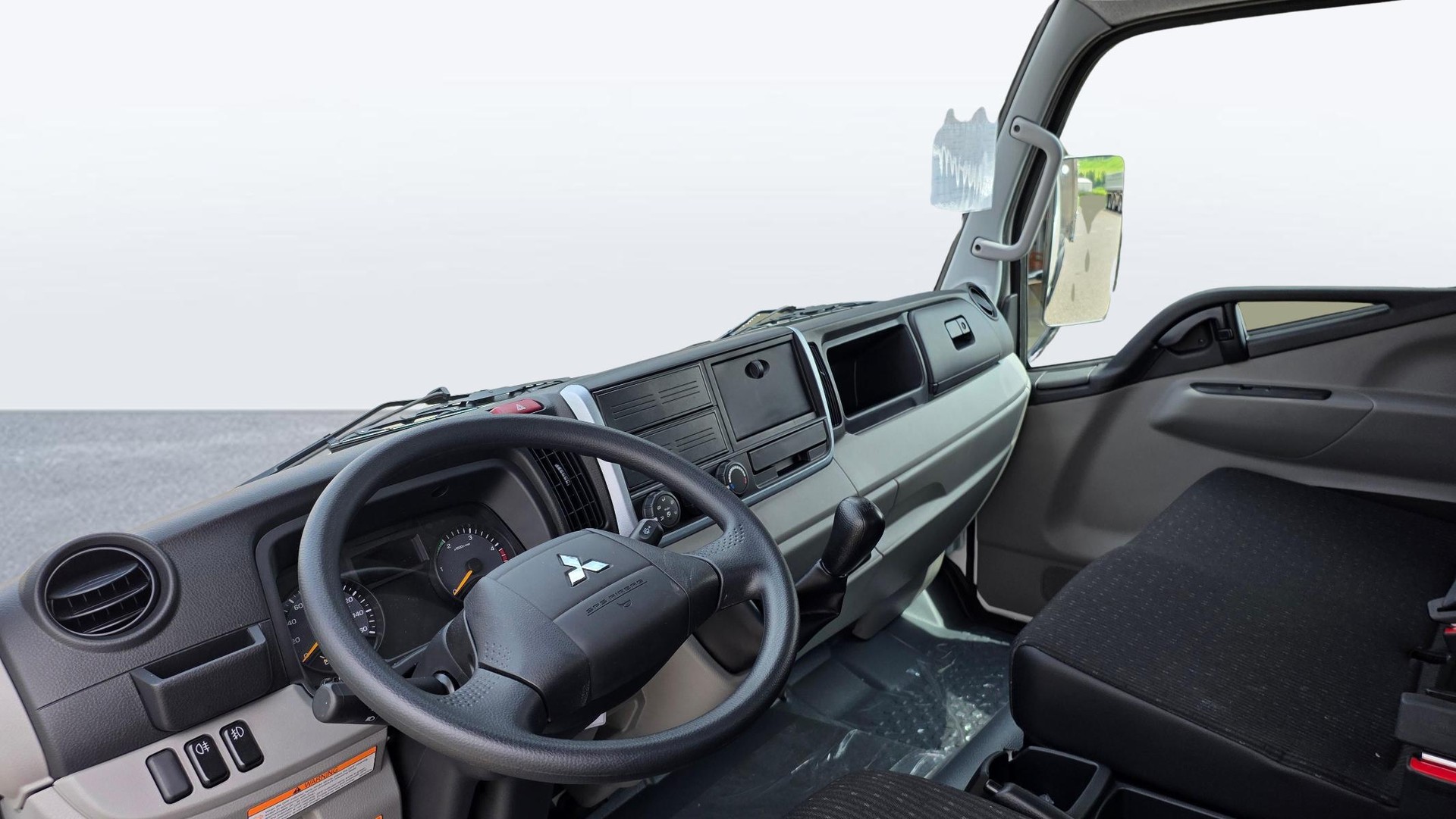 MITSUBISHI FUSO Fuso Canter 3C15 - 4x2-image-9
