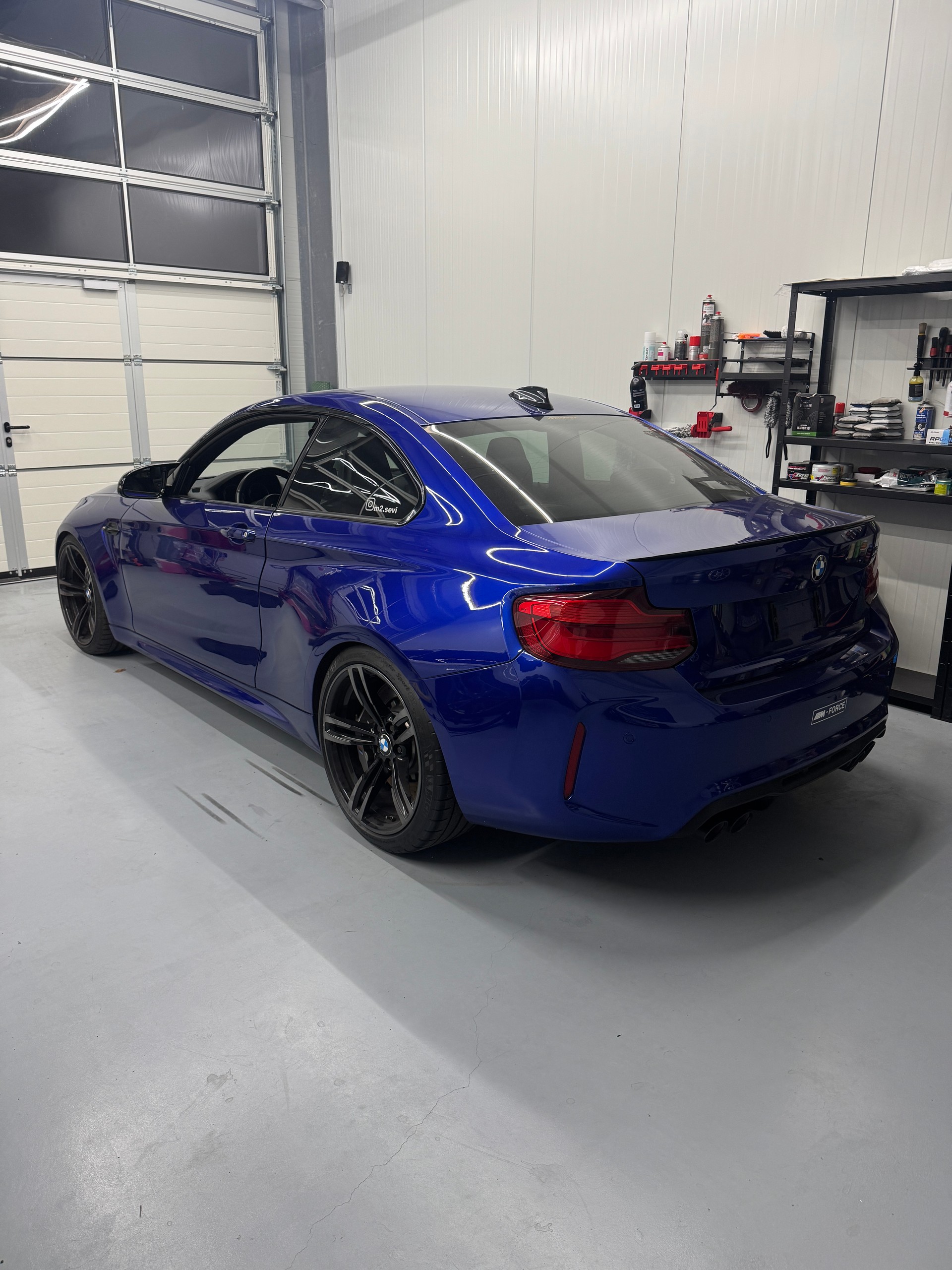 BMW M2 Competition-image-2