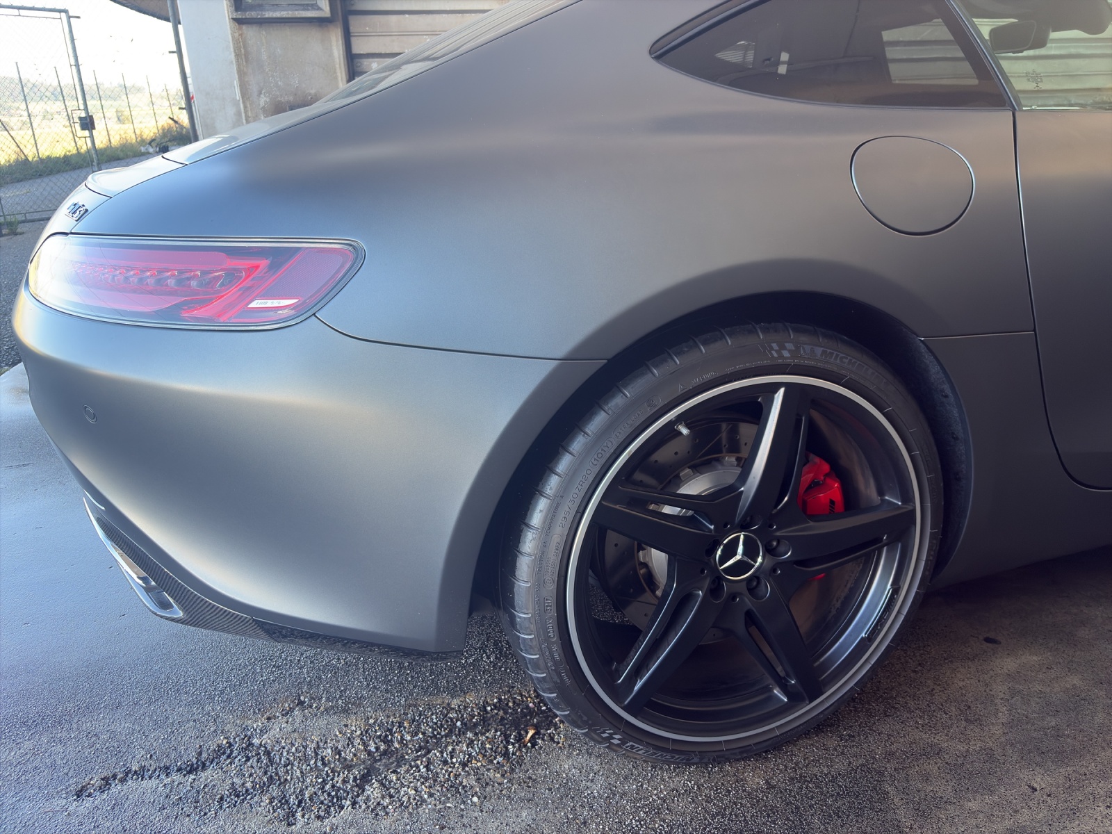 MERCEDES-BENZ AMG GT S Coupé-image-17
