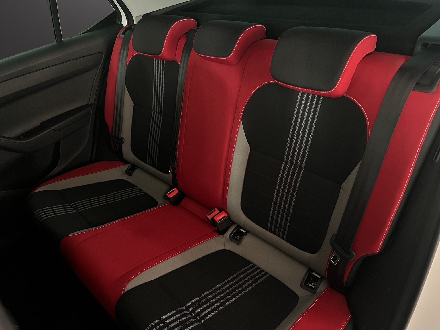 SKODA Fabia 1.2 TSI Monte Carlo DSG-image-9