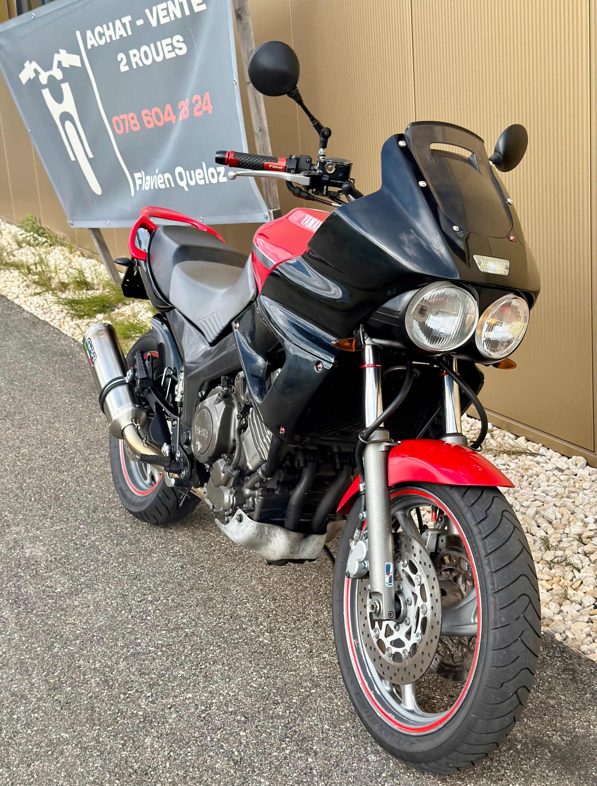 YAMAHA TDM 850
