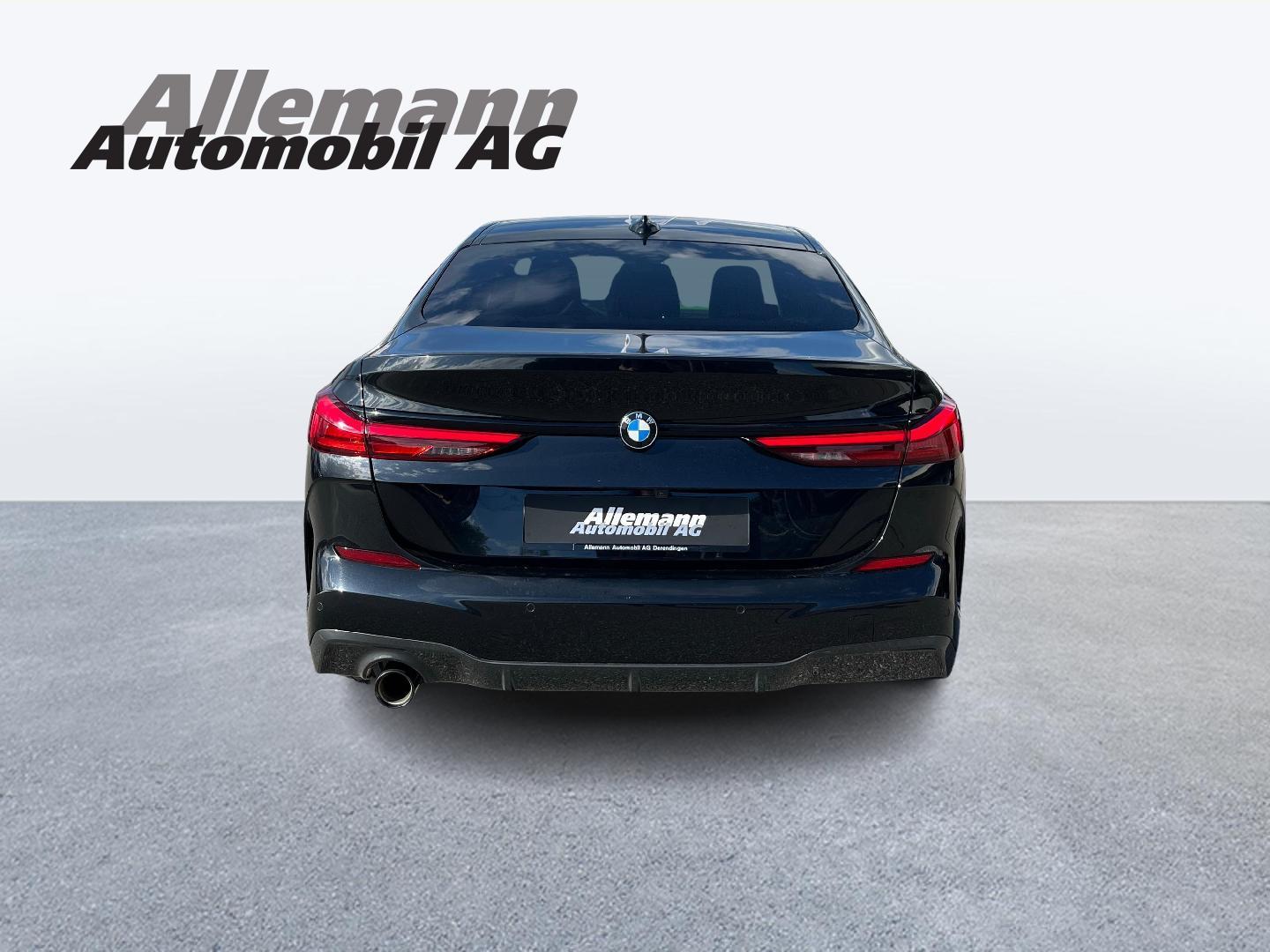 BMW 218i Gran Coupé-image-4