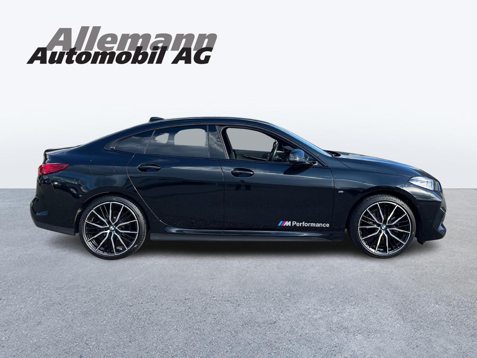 BMW 218i Gran Coupé-image-6