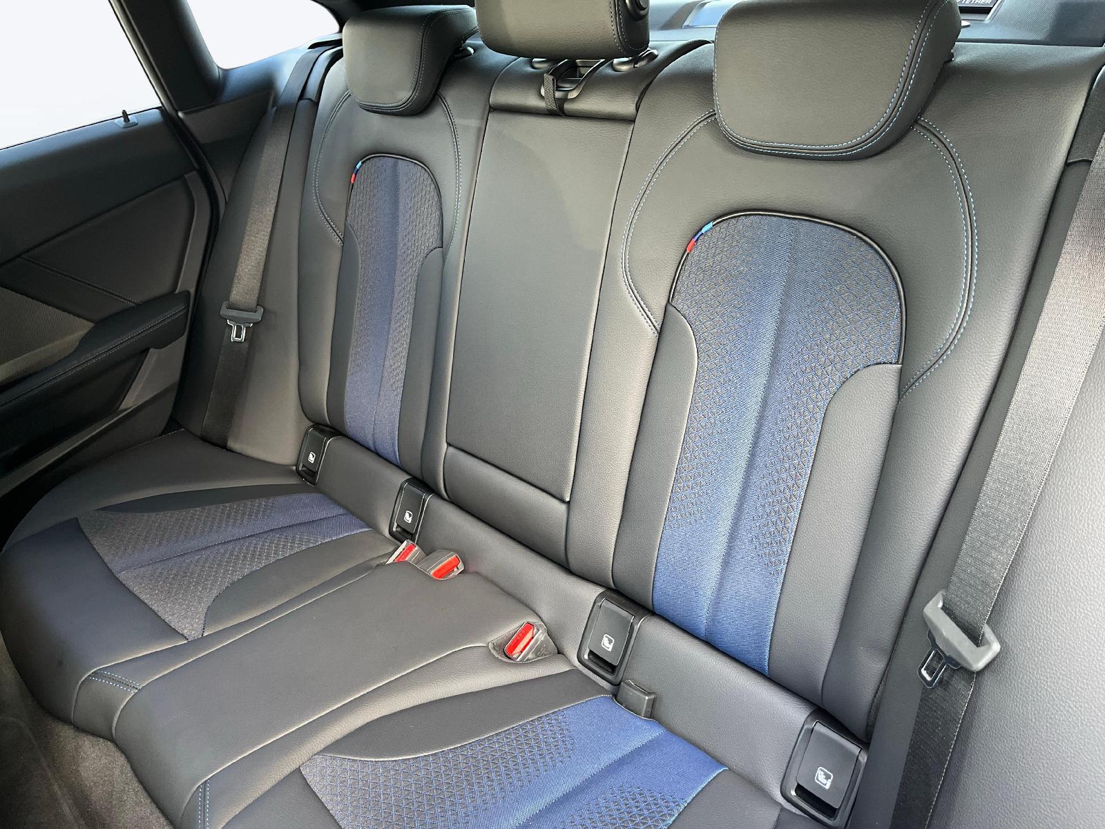 BMW 218i Gran Coupé-image-11
