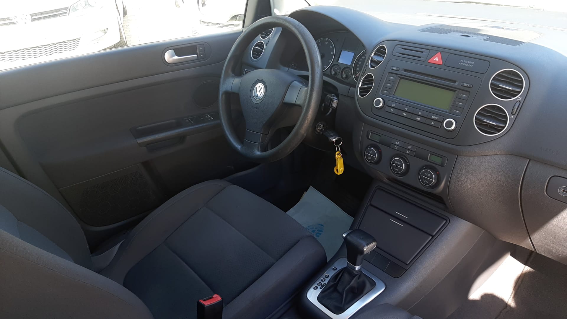 VW Golf Plus 2.0 FSI Comfortline-image-8