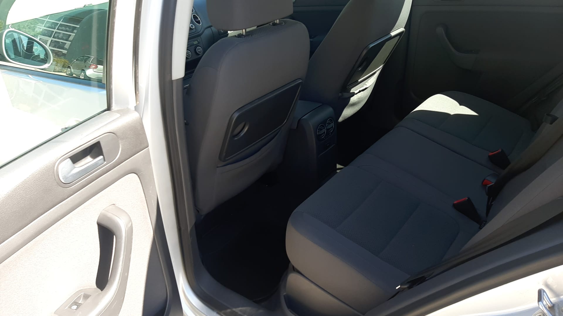 VW Golf Plus 2.0 FSI Comfortline-image-5