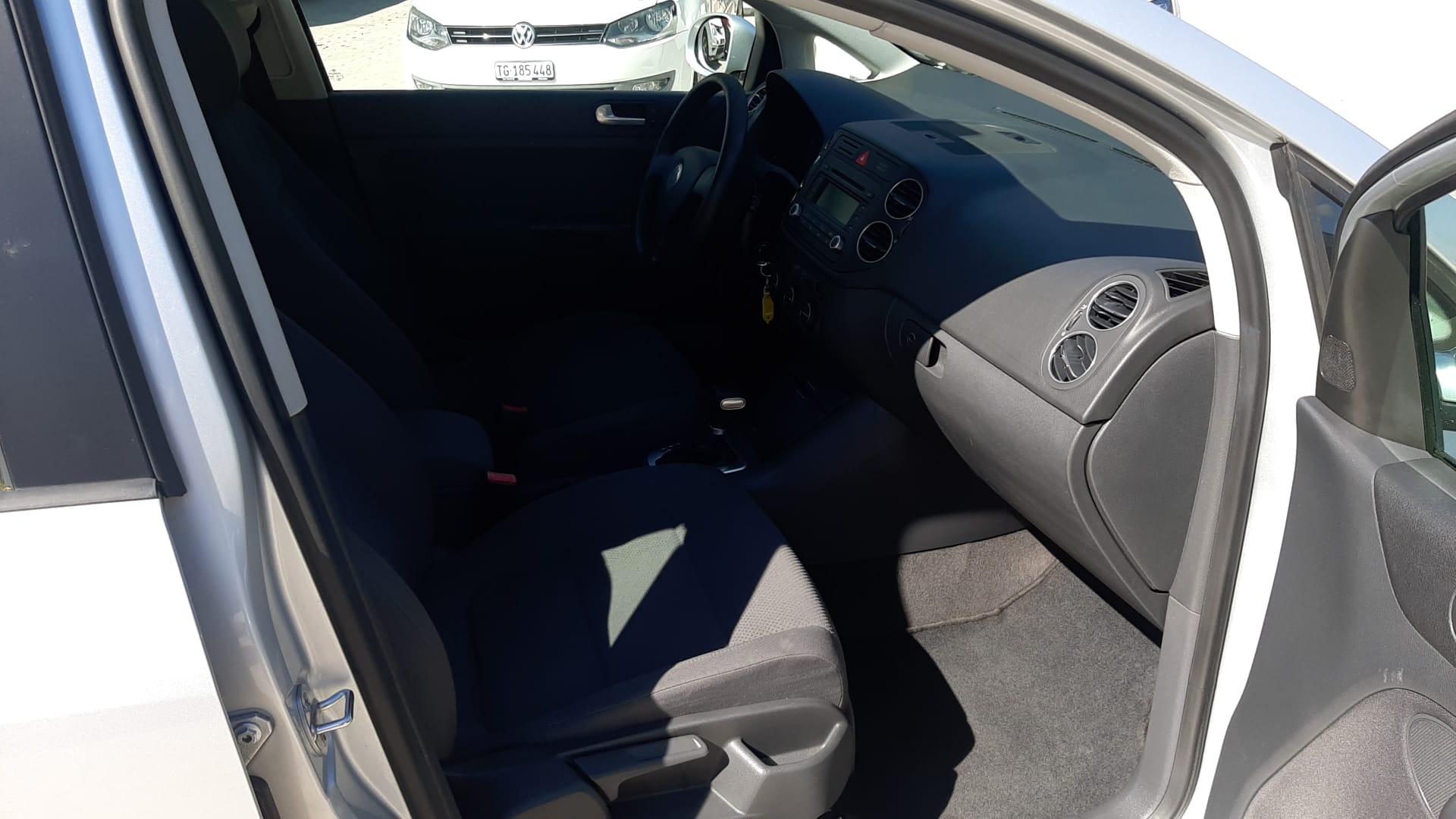 VW Golf Plus 2.0 FSI Comfortline-image-7