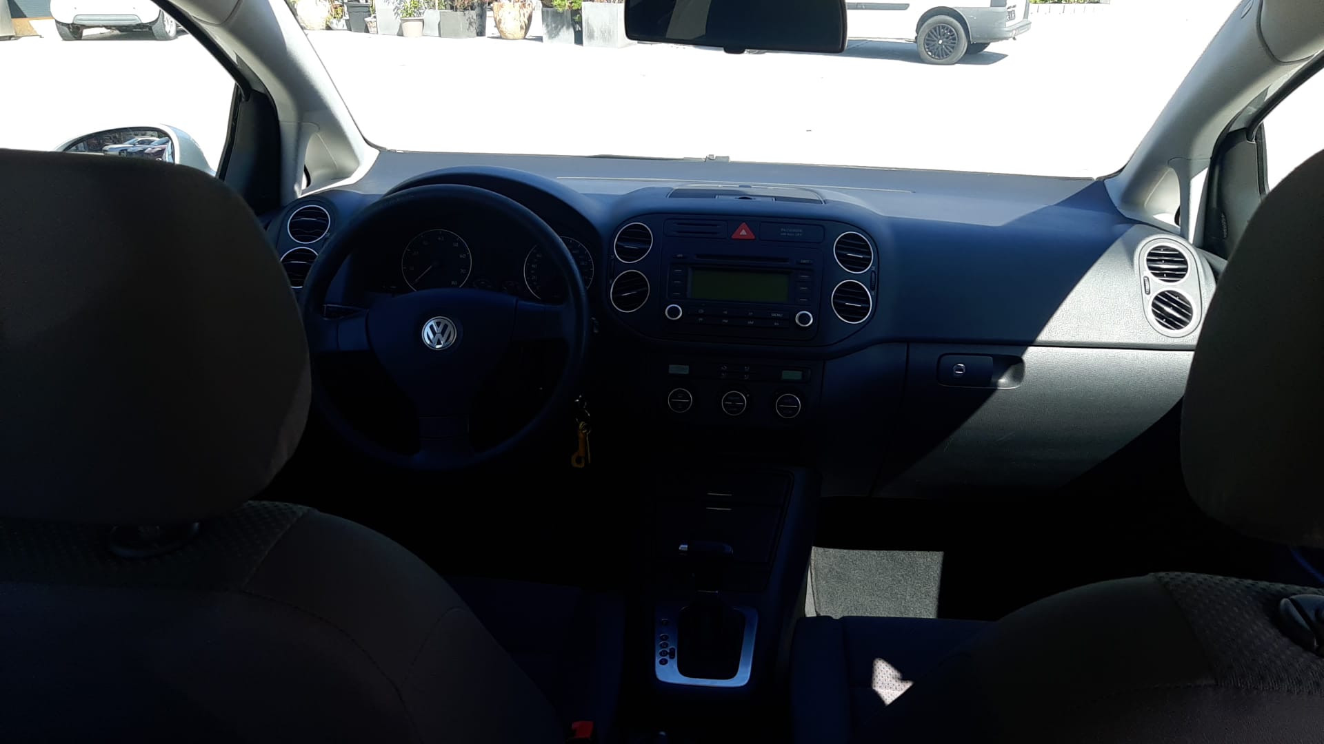 VW Golf Plus 2.0 FSI Comfortline-image-9