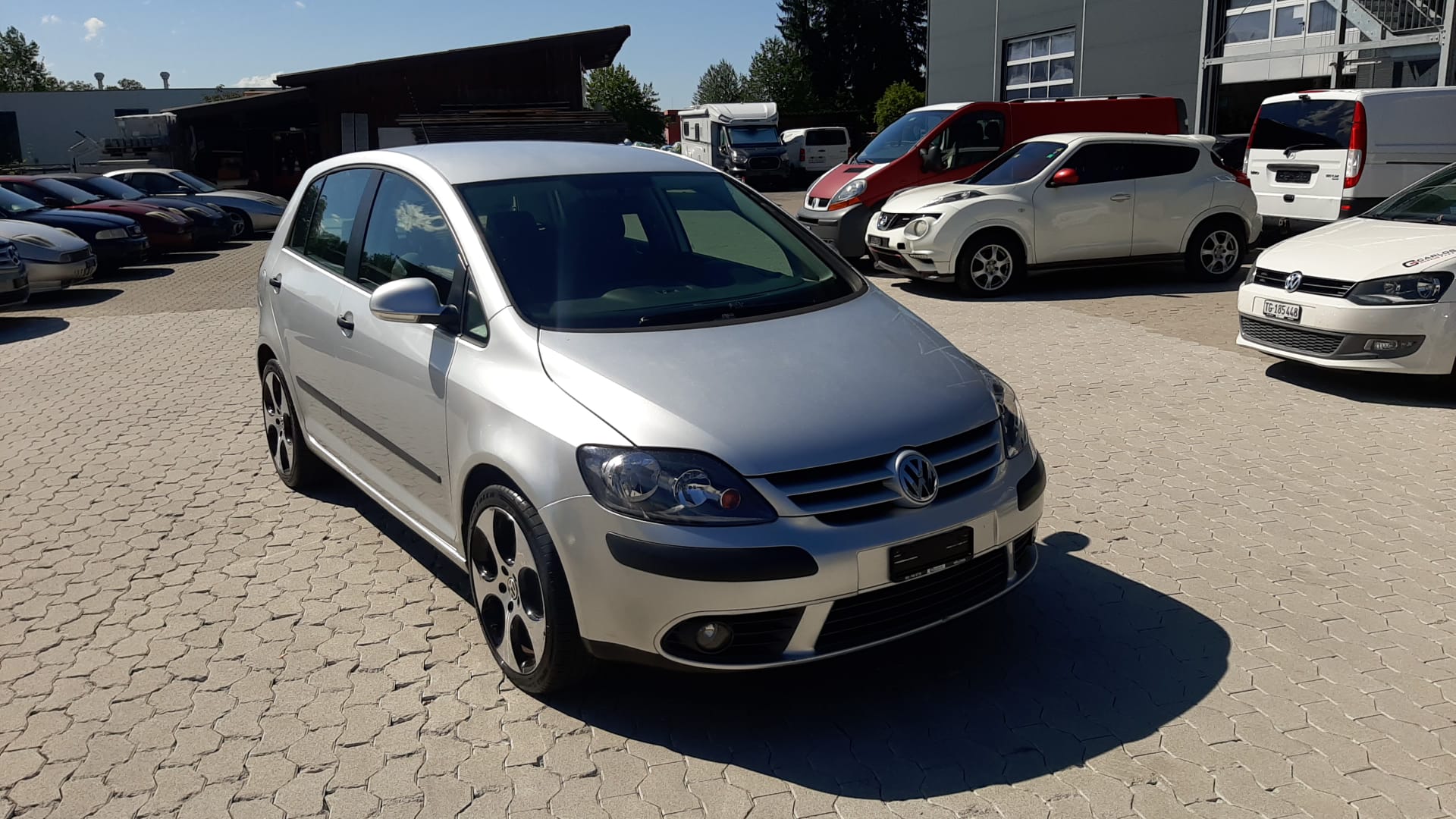 VW Golf Plus 2.0 FSI Comfortline-image-3