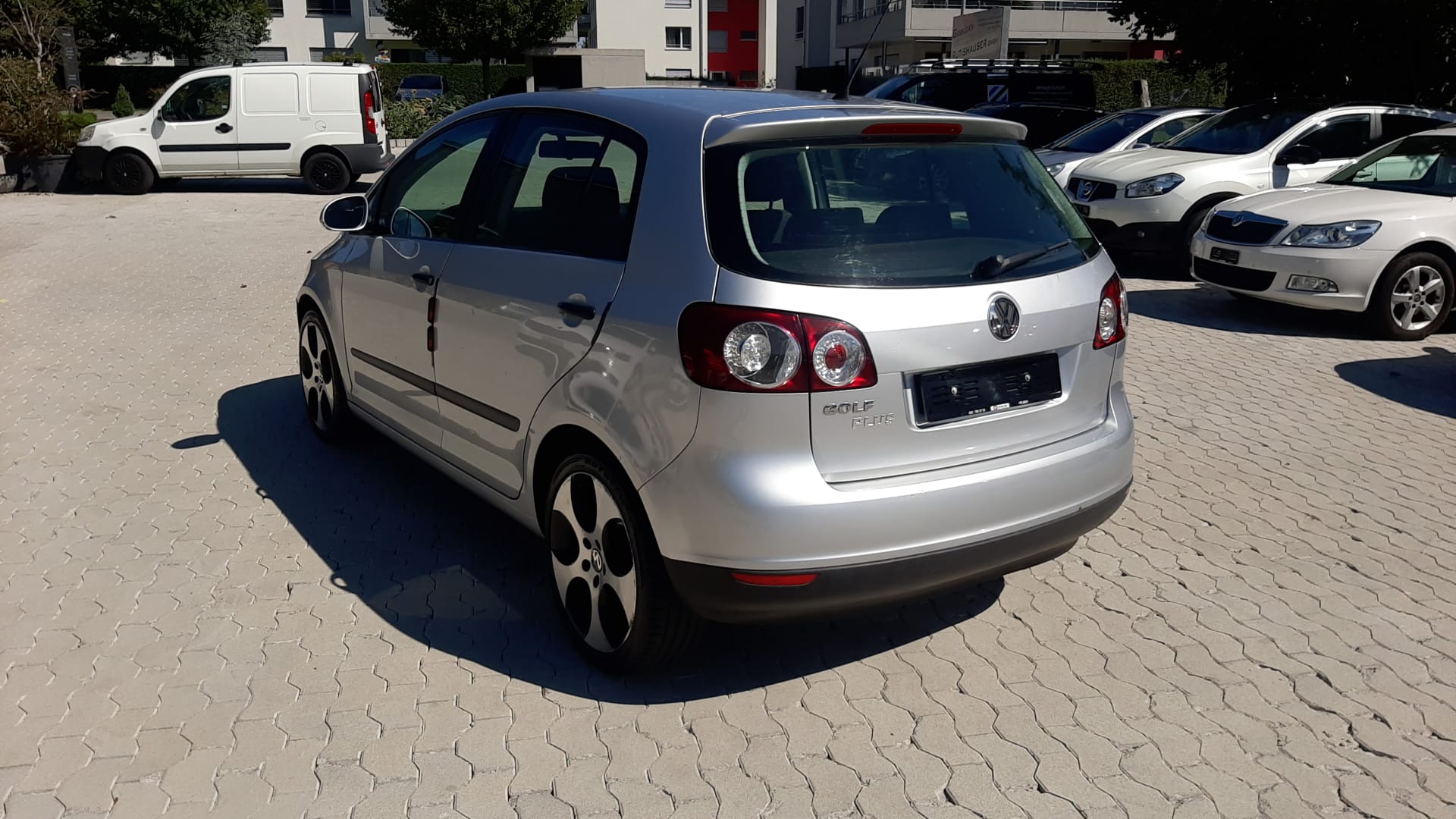 VW Golf Plus 2.0 FSI Comfortline-image-1