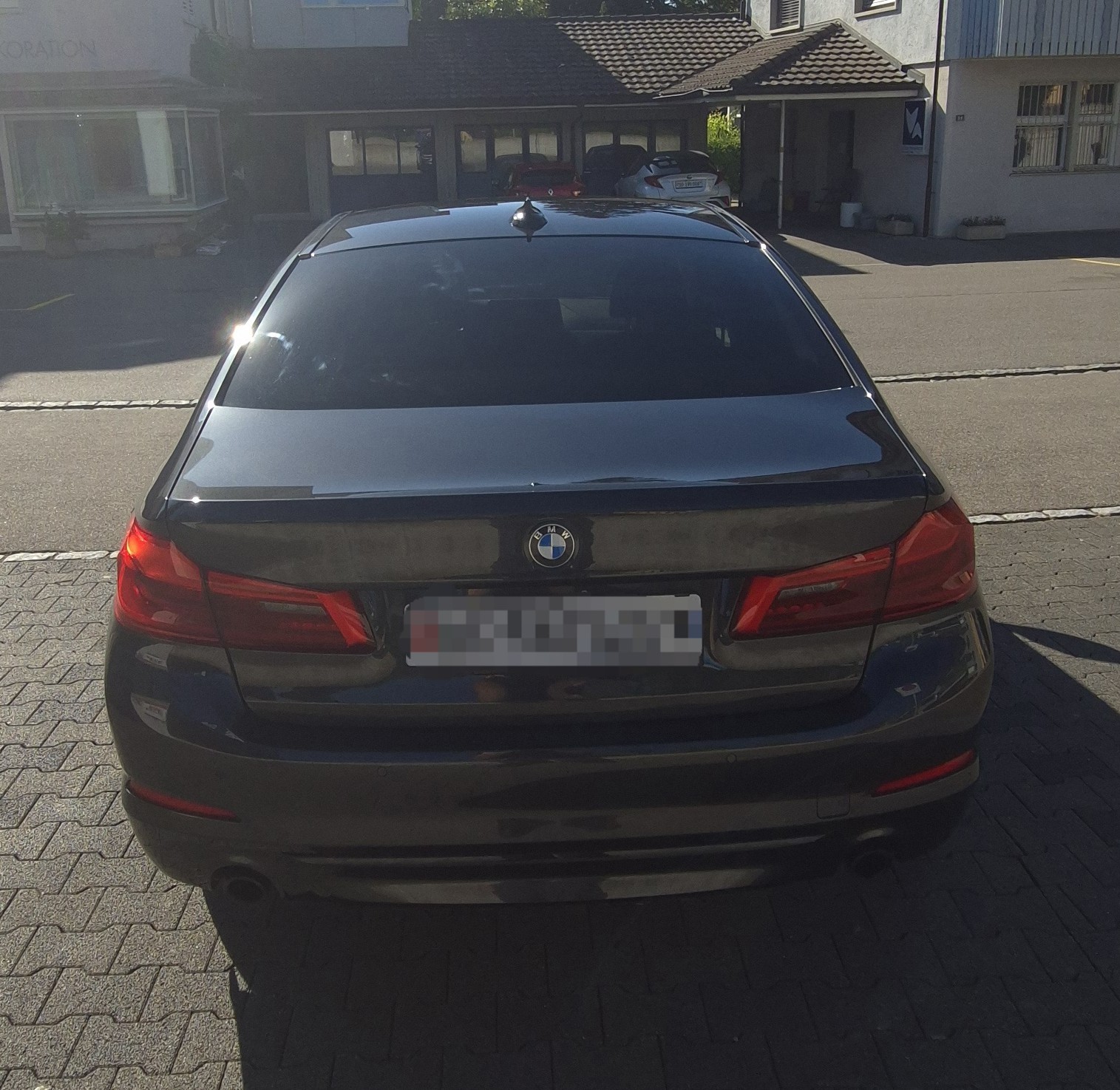 BMW 530d xDrive Sport Line-image-3
