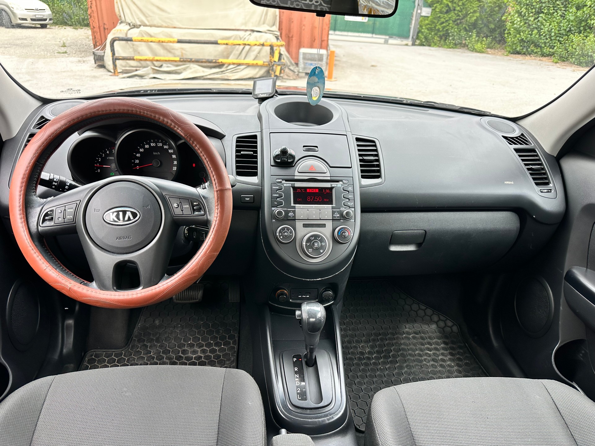 KIA Soul 1.6 CRDi Style Automatic-image-10
