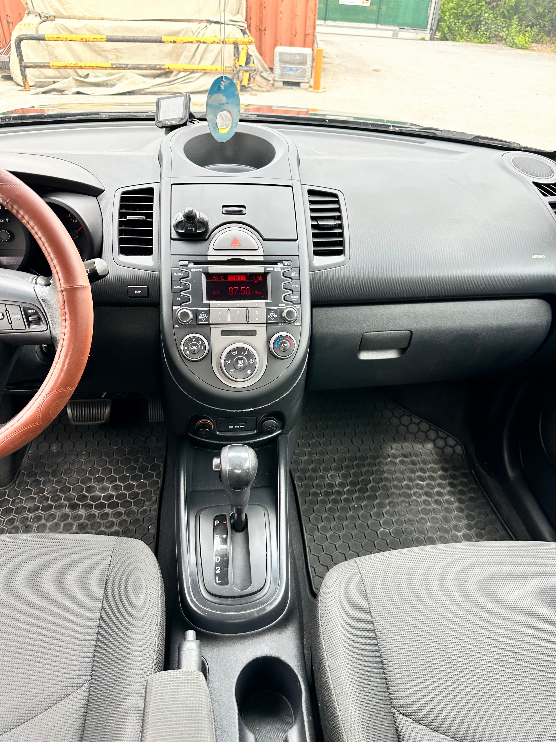KIA Soul 1.6 CRDi Style Automatic-image-13