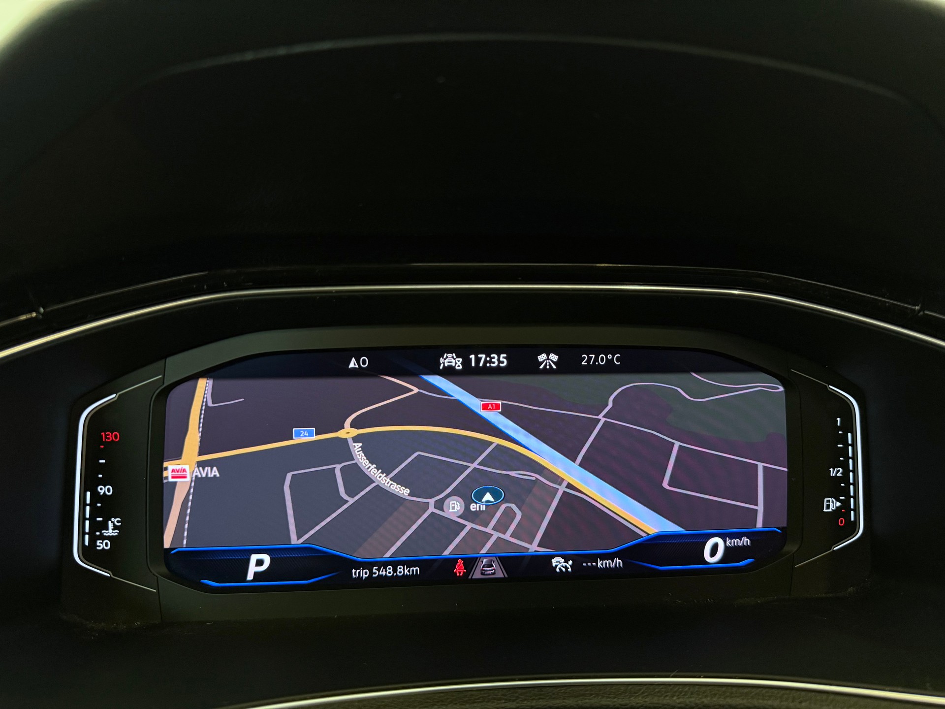 VW T-Roc 2.0 TSI R DSG 4Motion-image-26