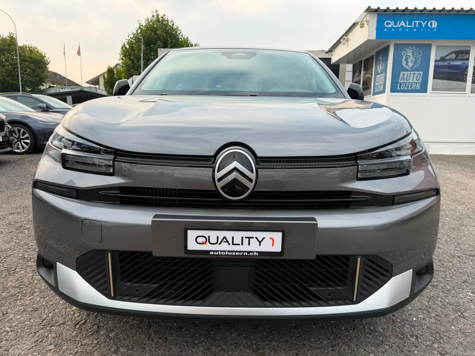 CITROEN C4 X HEV Max-image-4