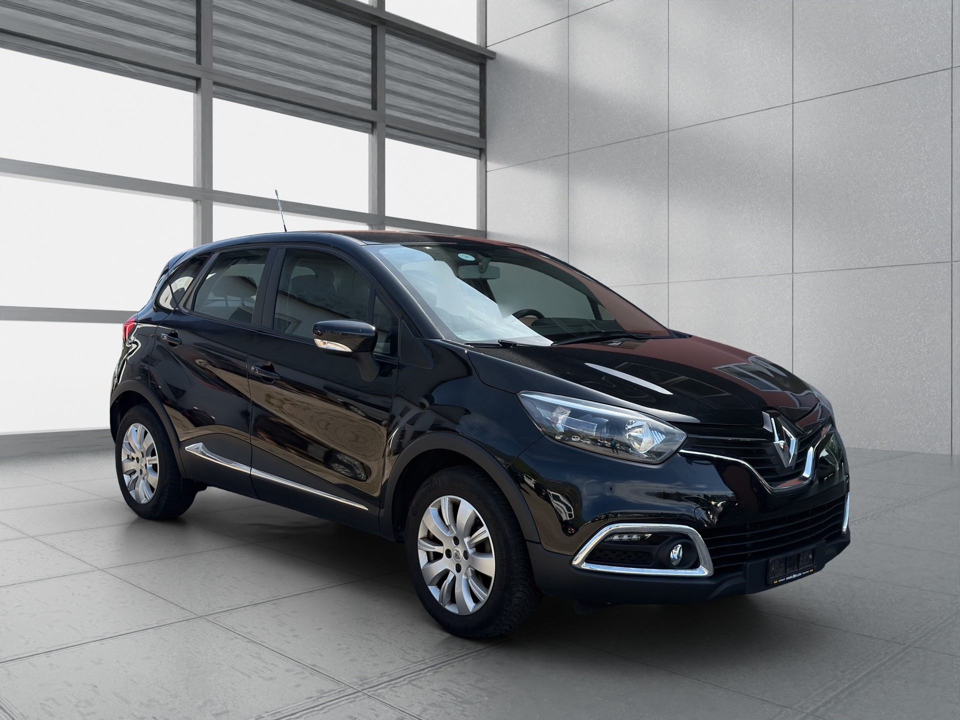 RENAULT Captur 1.2 T Helly Hansen EDC-image-2
