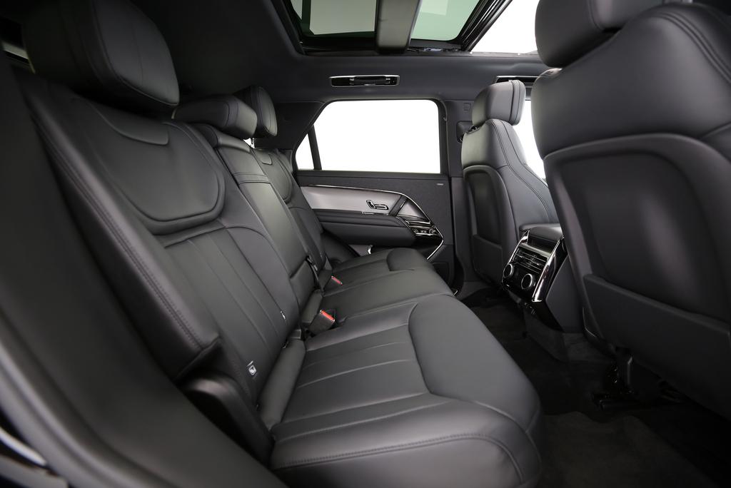 LAND ROVER Range Rover Sport 3.0 I6 P460e HSE Dynamic-image-10