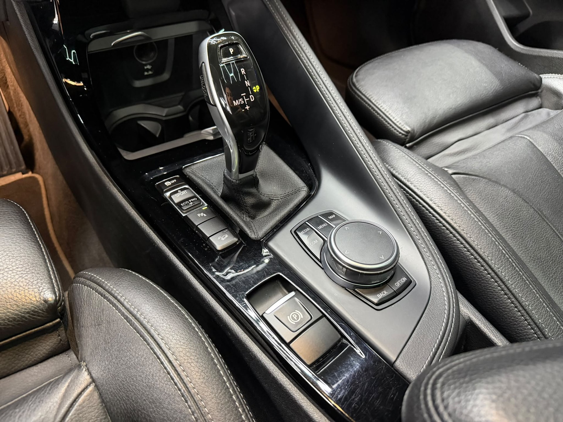 BMW X2 xDrive 20d M Sport Steptronic-image-13