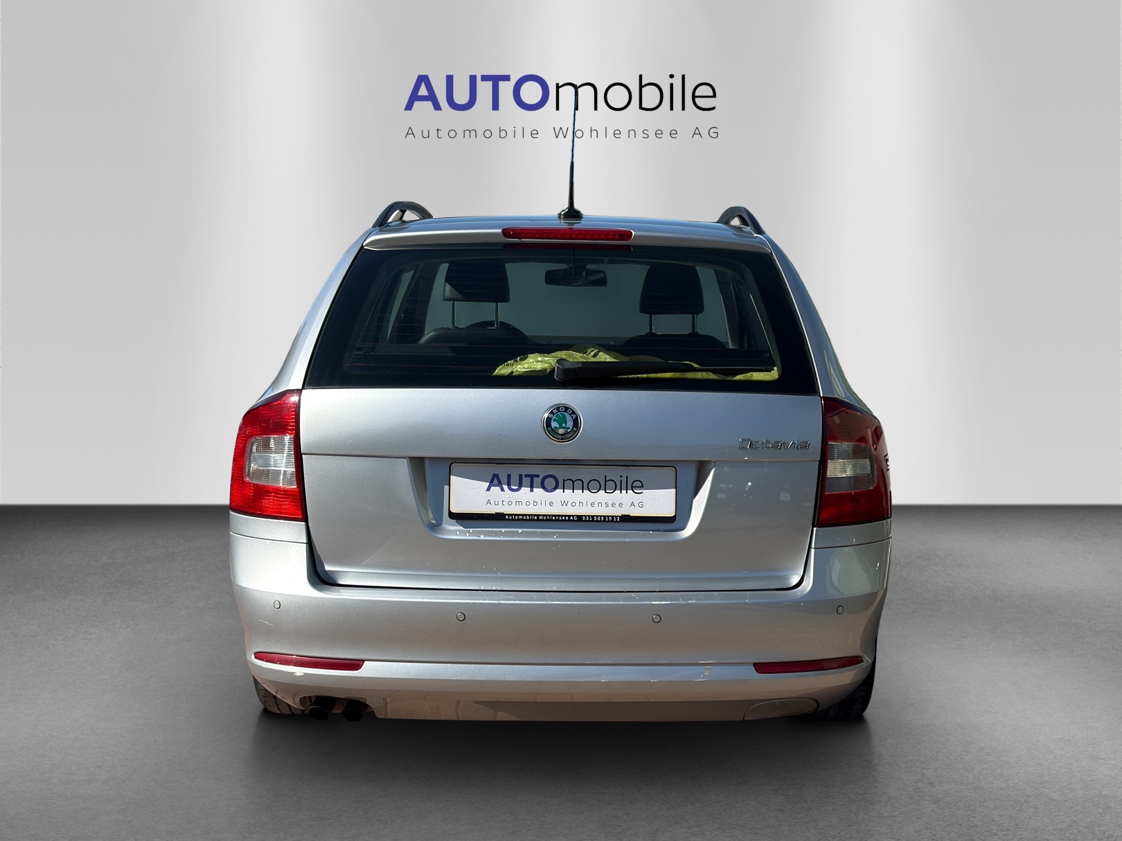 SKODA Octavia Combi 1.8 TSI Laurin & Klement DSG-image-5