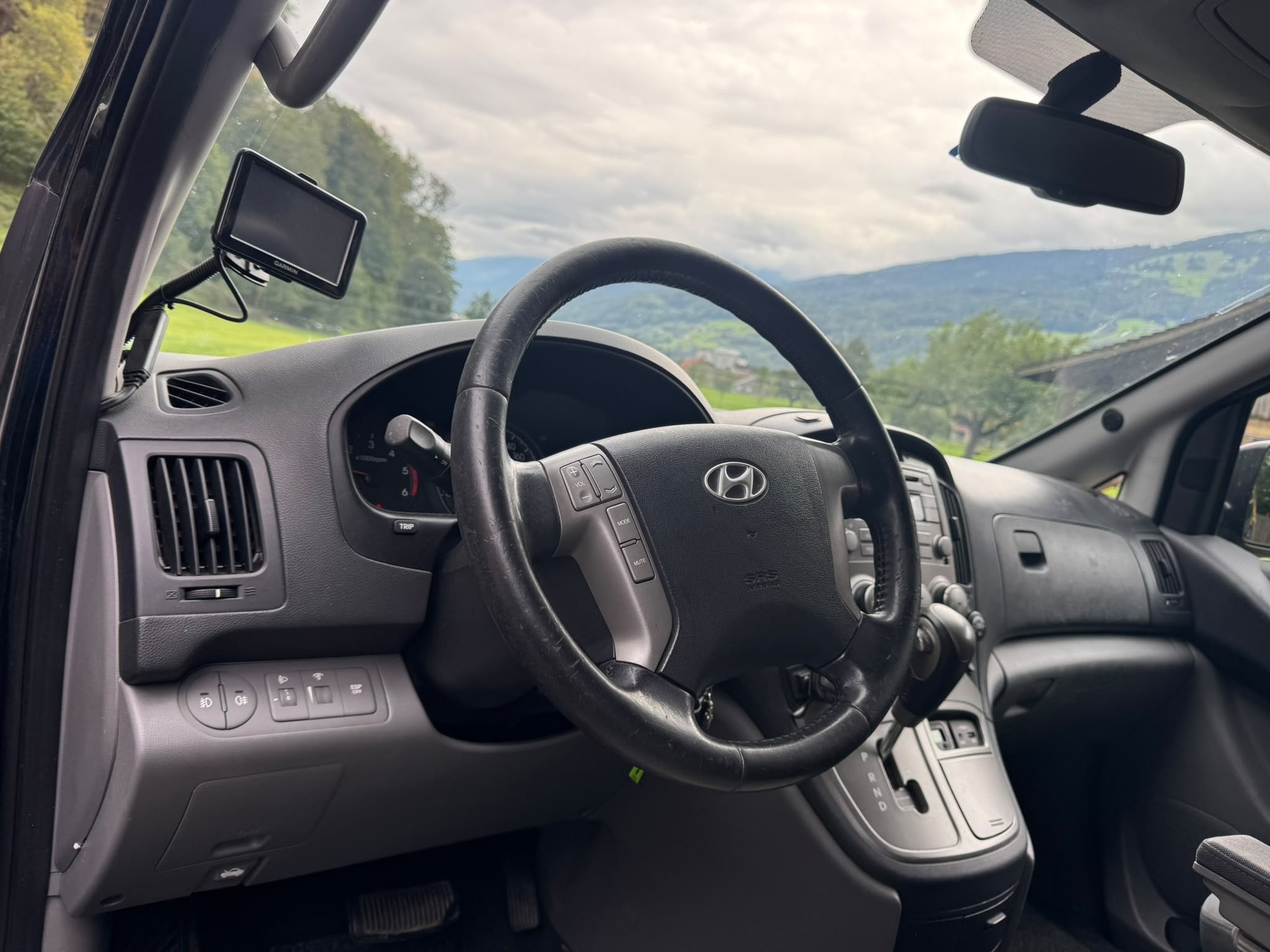 HYUNDAI H-1 People 2.5 CRDi HP-image-8