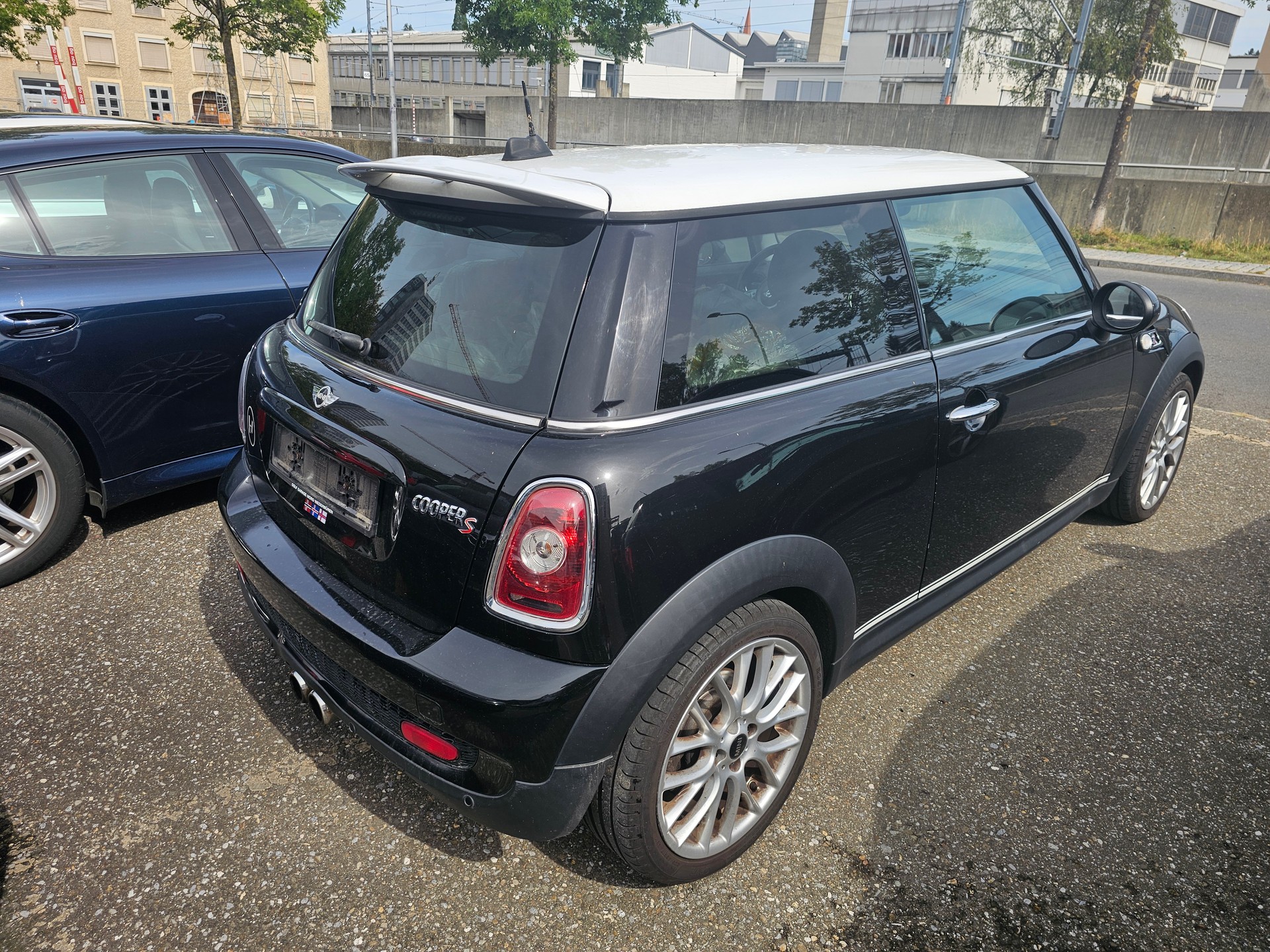 MINI Cooper S-image-2