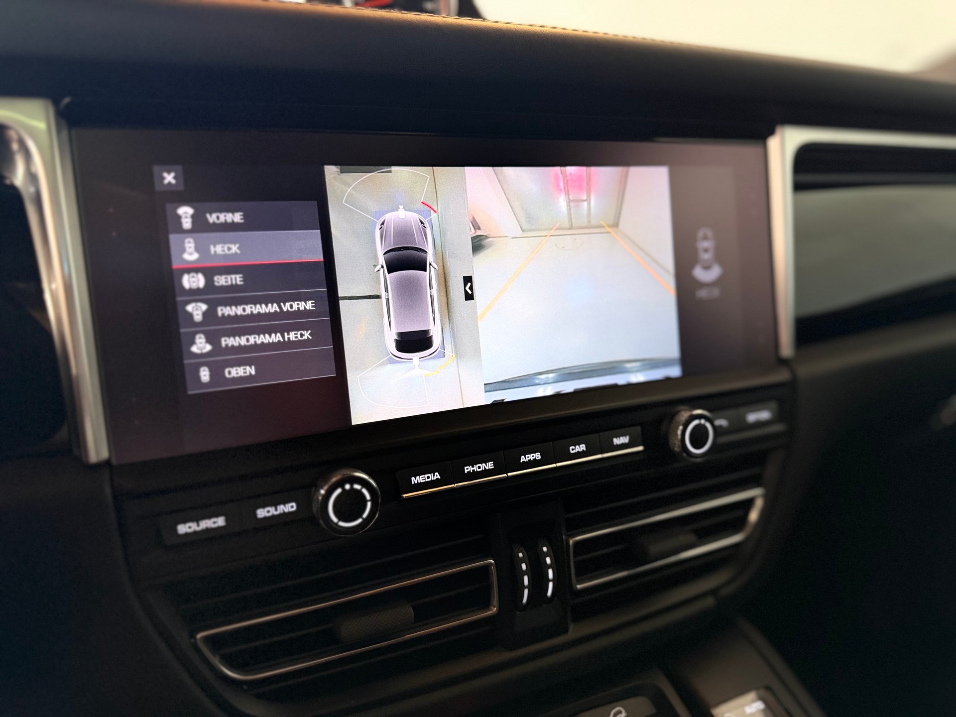 PORSCHE Macan S PDK-image-12