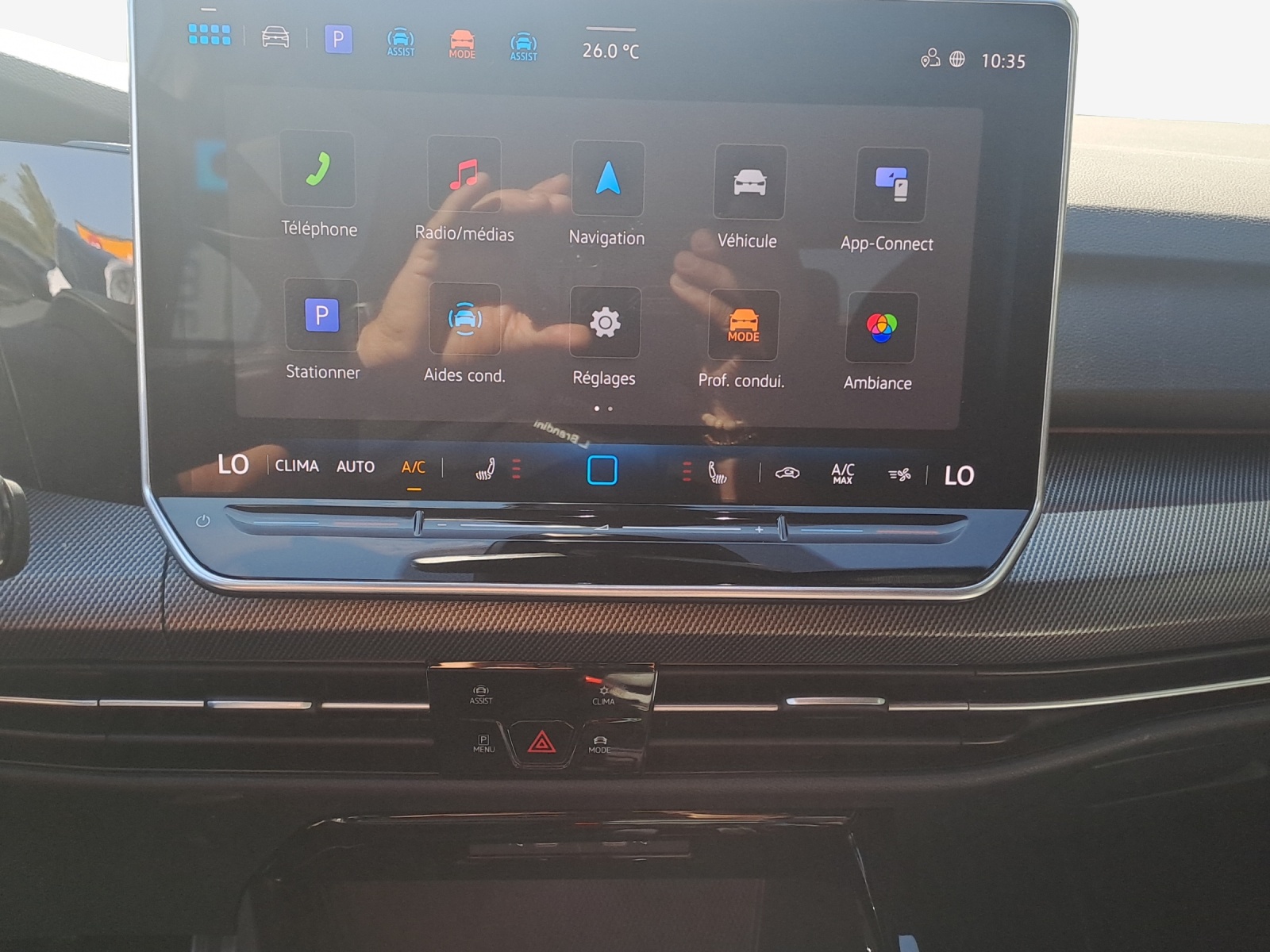 VW Golf Variant 2.0 TSI R-Line DSG 4 Motion-image-10
