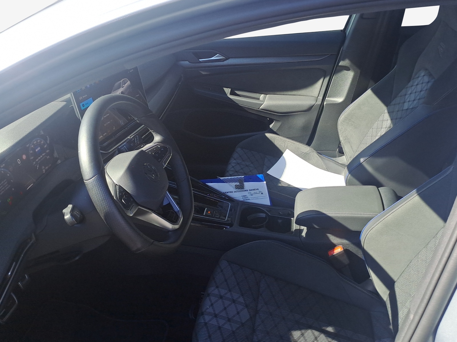 VW Golf Variant 2.0 TSI R-Line DSG 4 Motion-image-7
