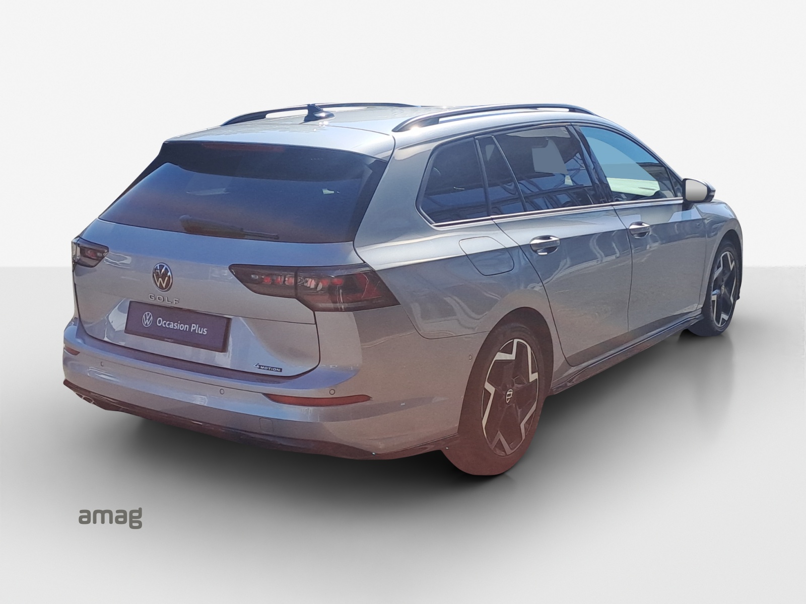 VW Golf Variant 2.0 TSI R-Line DSG 4 Motion-image-4