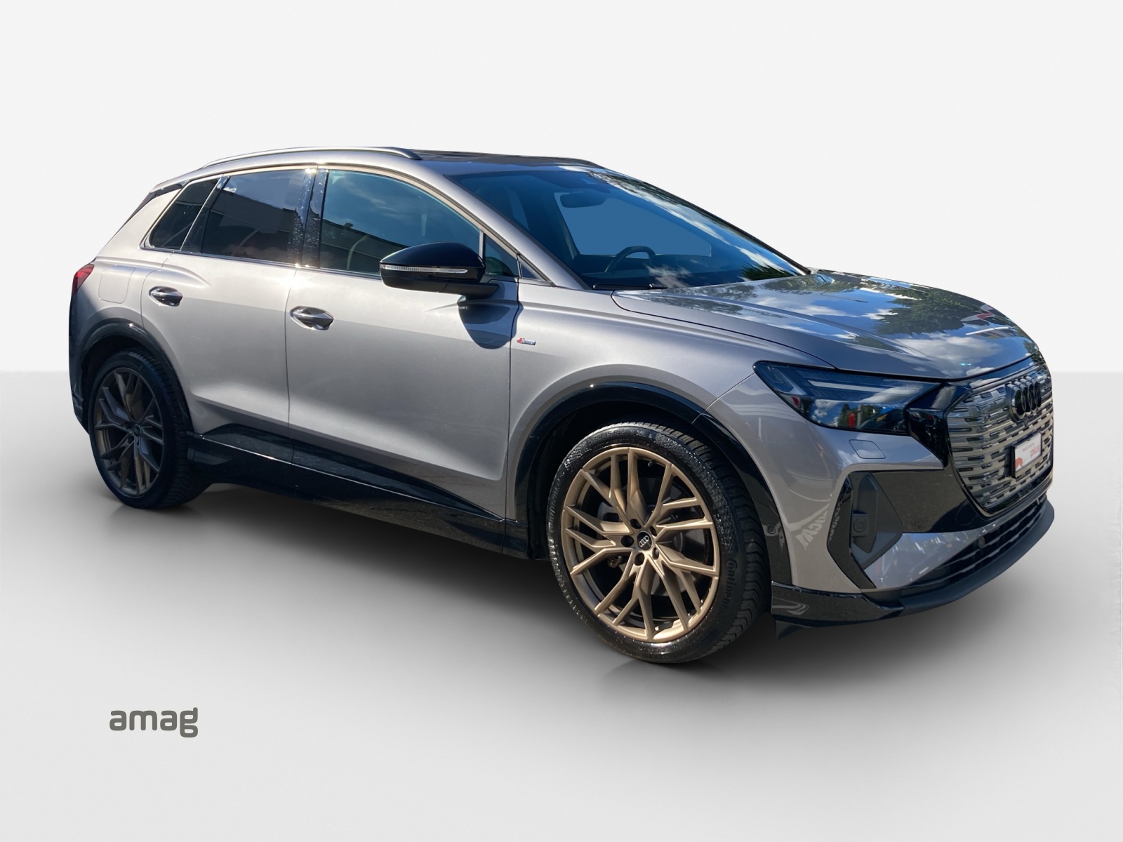 AUDI Q4 e-tron 50 quattro-image-6