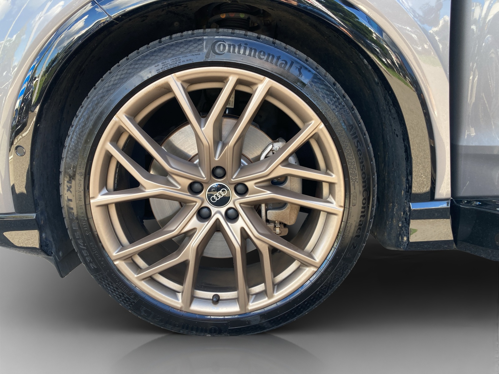 AUDI Q4 e-tron 50 quattro-image-16