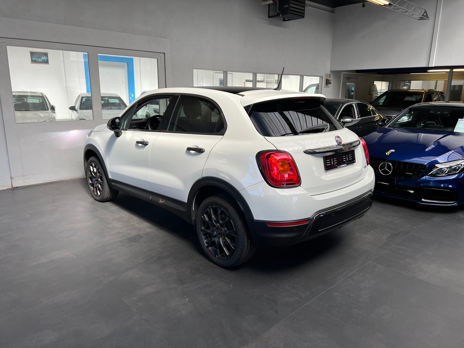 FIAT 500X 1.4T Off Road S-Design 4x4 Automatic-image-1