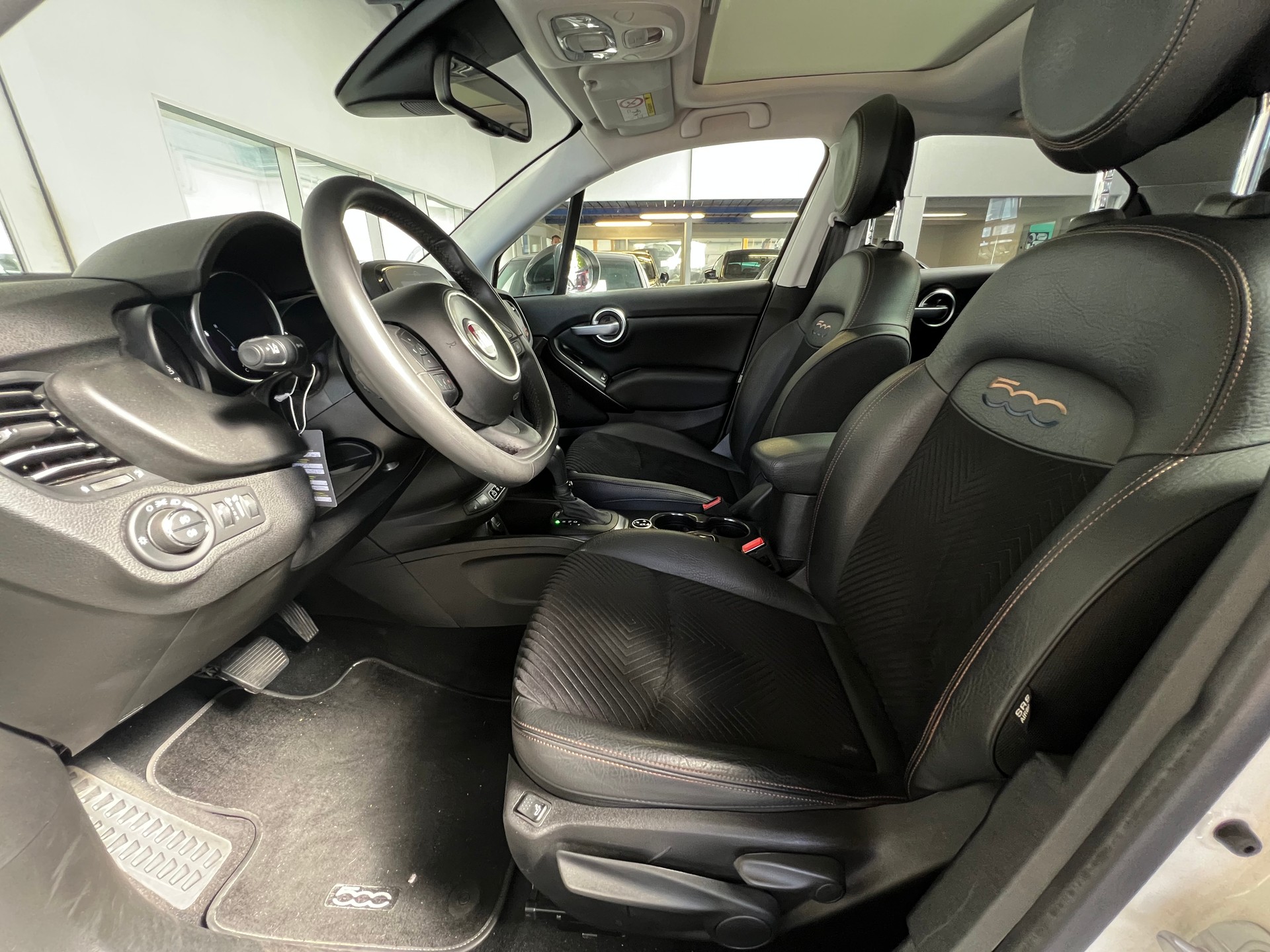 FIAT 500X 1.4T Off Road S-Design 4x4 Automatic-image-9